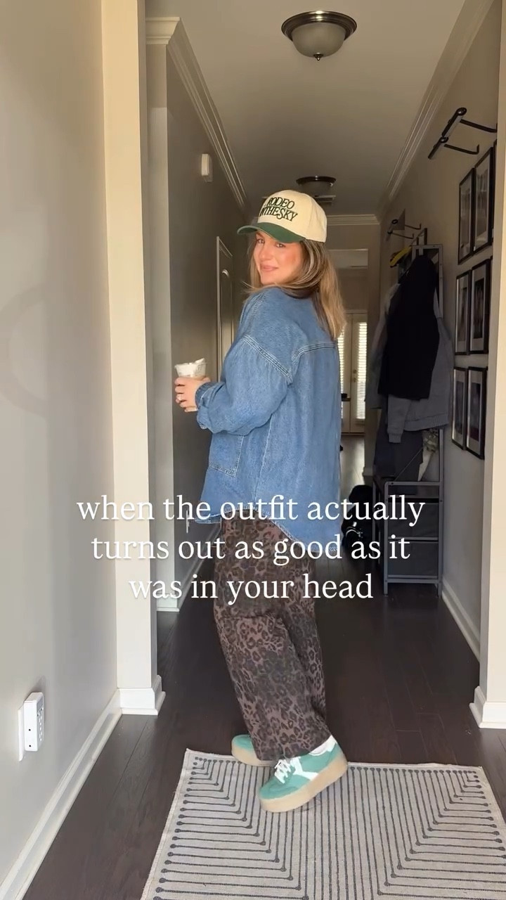 love when that happens

Leopard pants 
Leopard denim
Denim jacket
Green platform shoes
Green sneakers

#LTKSaleAlert #LTKMidsize #LTKootd