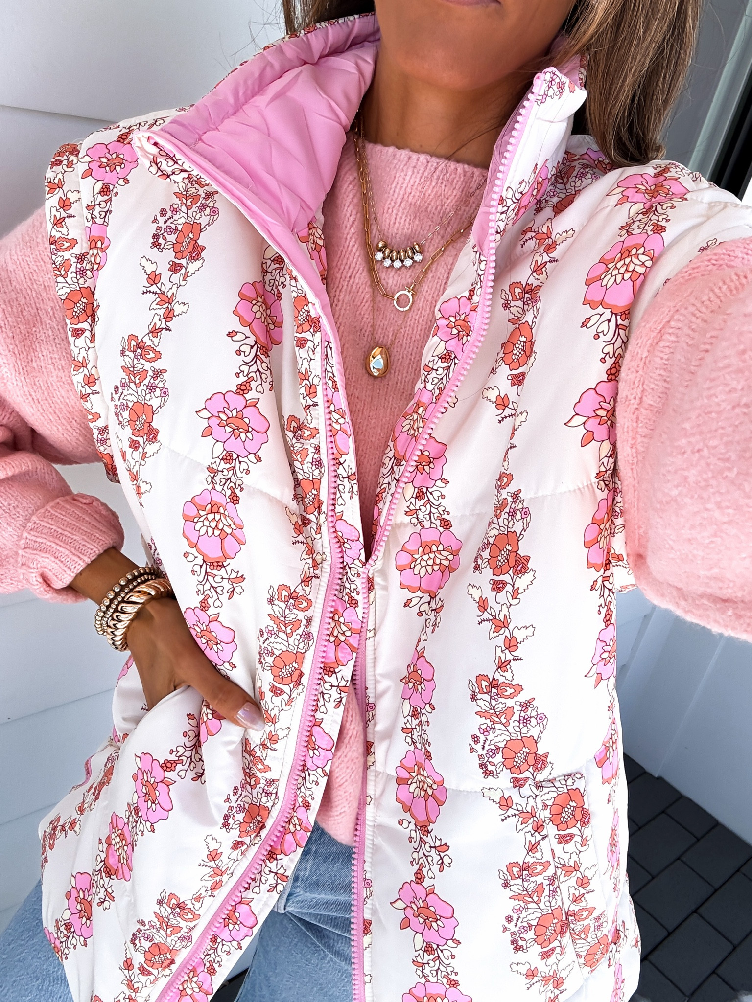 Wearing a small in everything. Jeans fit true to size - I’m wearing a size 25 

#LTKFindsUnder100 #LTKFindsUnder50 #LTKootd