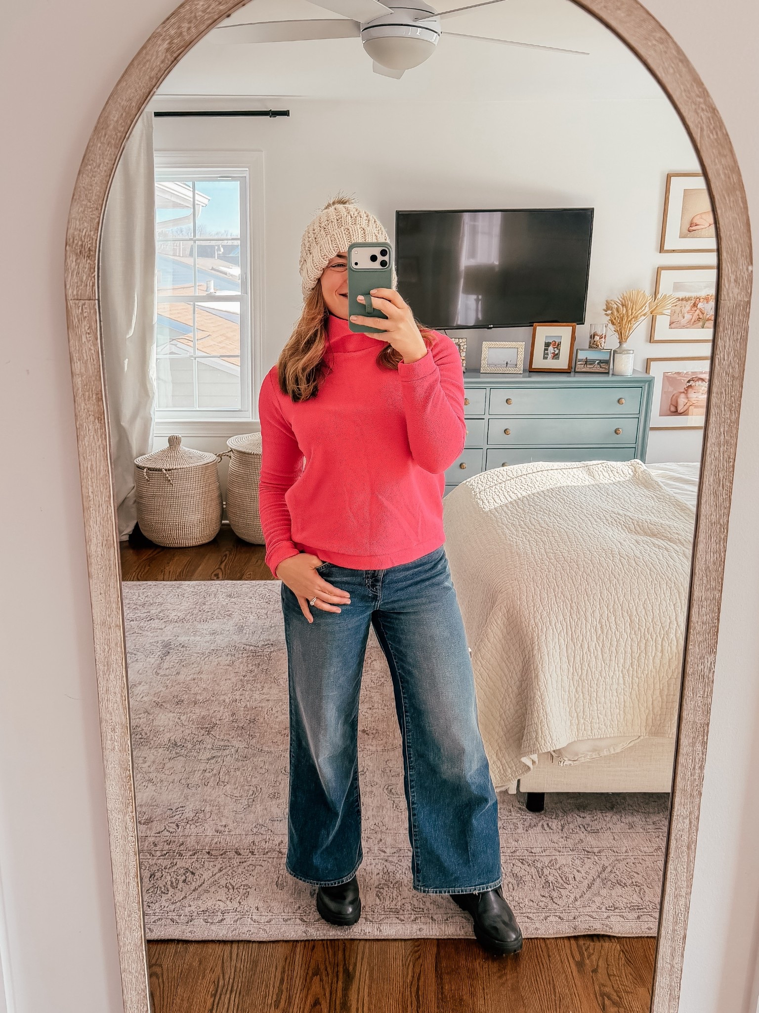 Cozy outfit for a gals night out 

#LTKValentine #LTKActive #LTKmomlife