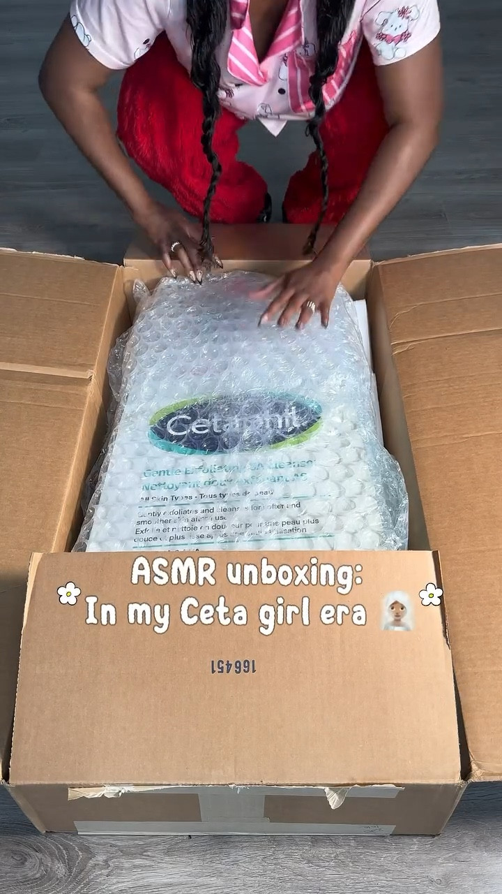 you know summer is right around the corner when unboxing new skincare from @cetaphilcanada gets you excited 😊☀️ #stylebyemmanuela
.
.
.
#CetaphilScience #SkincareEssentials #Cetaphil #CetaphilSkinLabs #Skinscience #Skincare #SensitiveSkin #Skincare #torontoblogger #torontobeautyblogger #ltkbeauty

#LTKsummer #LTKbeauty #LTKgiftguide