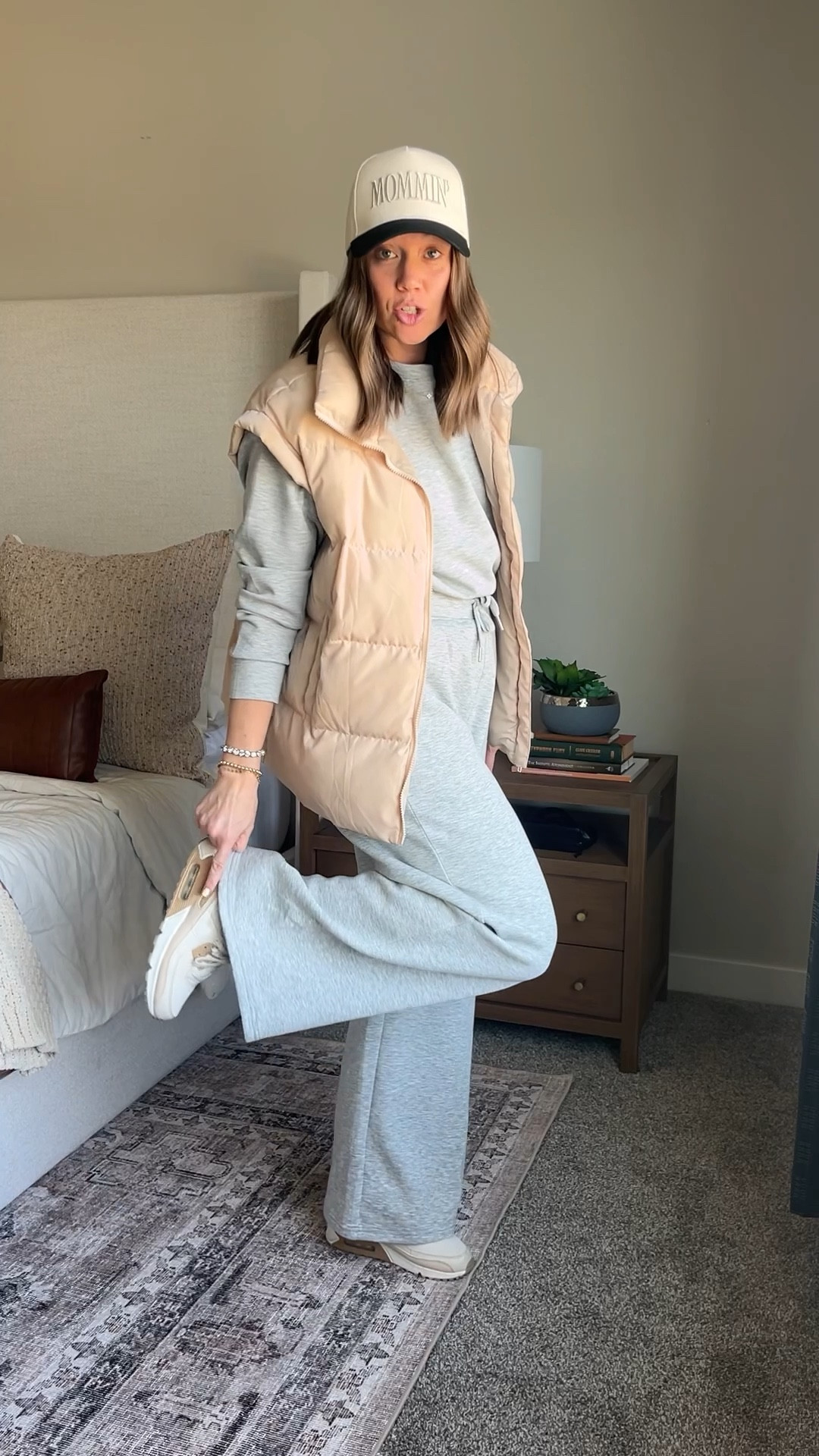 My “I have two minutes to get dressed” formula. 

This set is AMAZING. Worth every penny. & comes in a bunch of colors 🌈