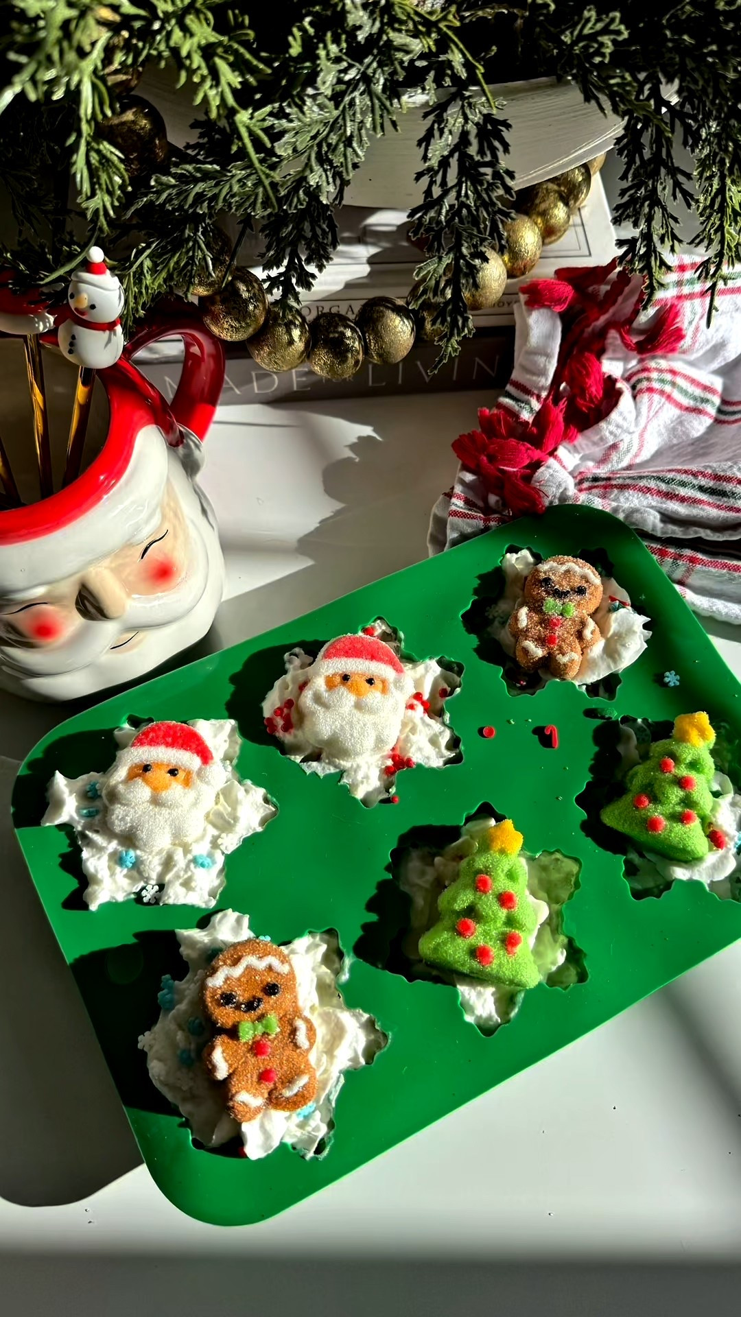 Hot cocoa whip cream toppers! These are so cute and easy to make ahead! ❤️🎄🎅🏻

#LTKHoliday #LTKmomlife #LTKSeasonal