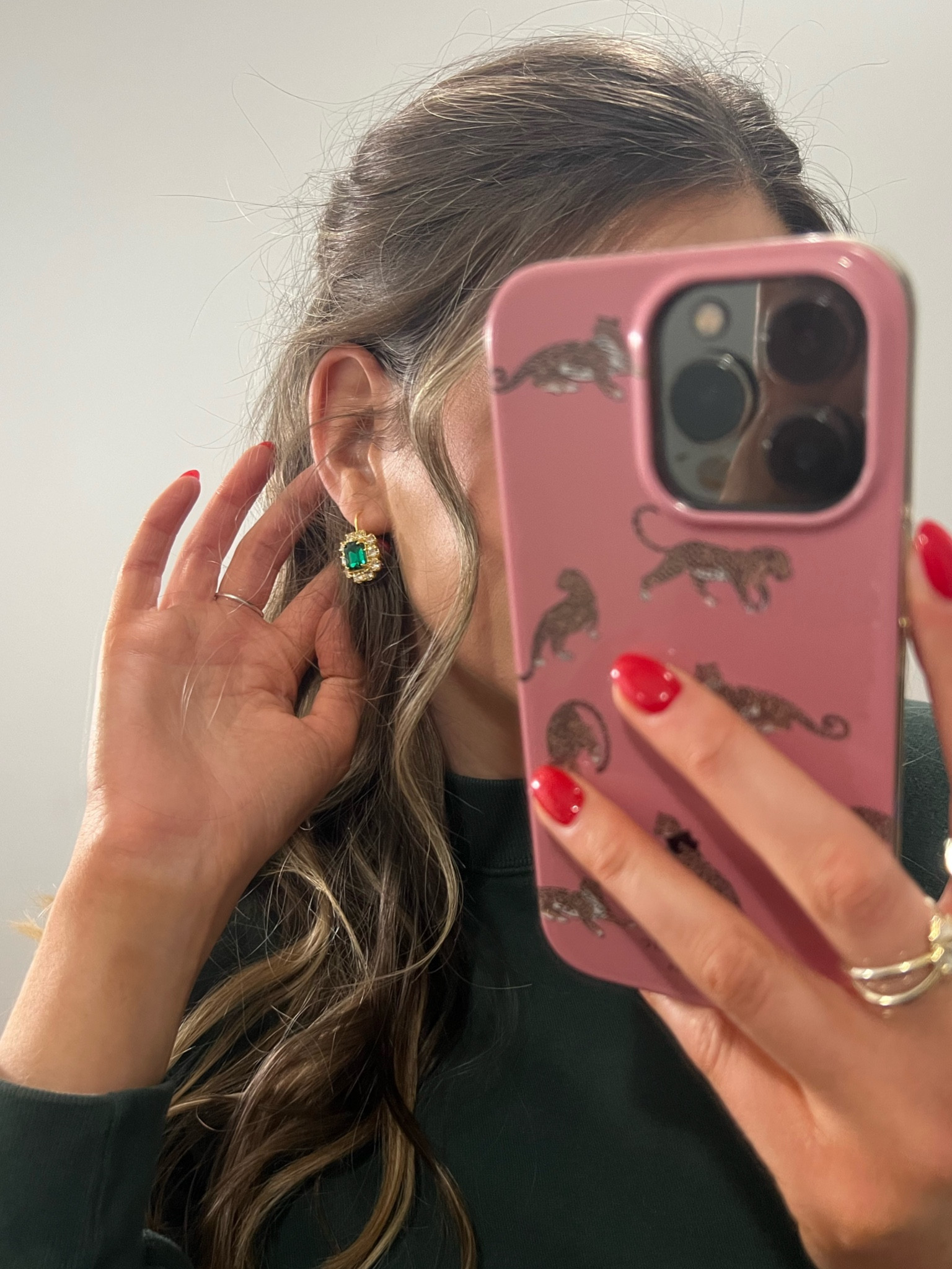 emerald green drop earrings 🎄🎄 

(Related search: Christmas earrings, green and rhinestone jewelry, emerald green jewelry)



#LTKHoliday #LTKSeasonal #LTKGiftGuide