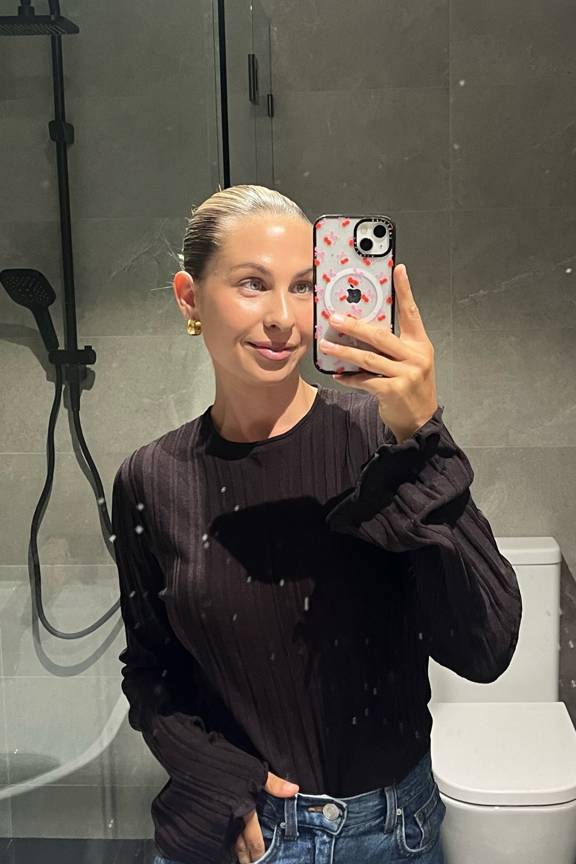 I don’t want to talk about the state of my mirror lols