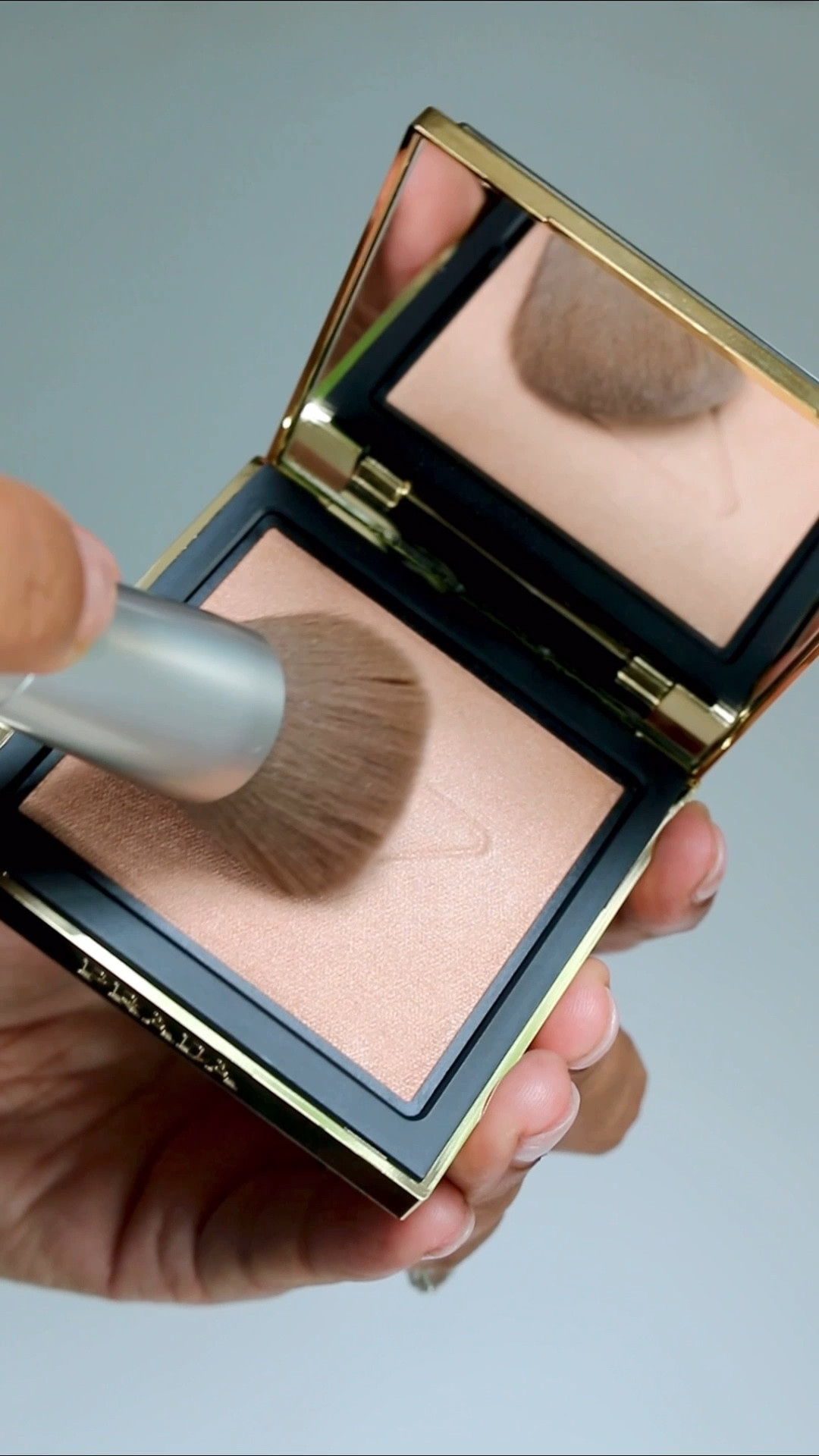 Prada Beauty



#LTKbeauty #LTKsummer #LTKcanada