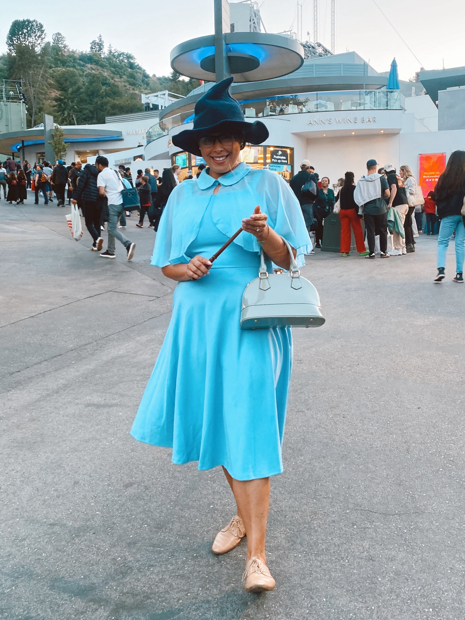 Fleur Delacour — Harry Potter Cosplay Outfitt

#LTKfindsunder50 #LTKmidsize #LTKSeasonal