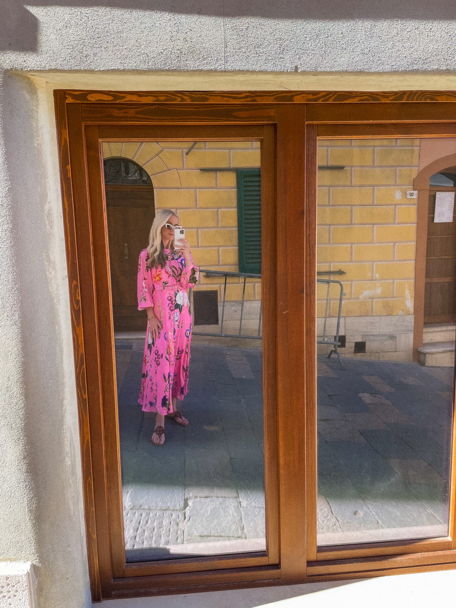 Montipuchiano is absolutely magical 🍷

*an Oscar de la Renta dupe*

#LTKtravel #LTKeurope