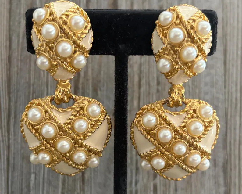 Magnificent 1990's High Quality Heavy Beige And Gold Heart Shaped Ertuscan Dangle Runway Clip Ear... | Etsy (US)