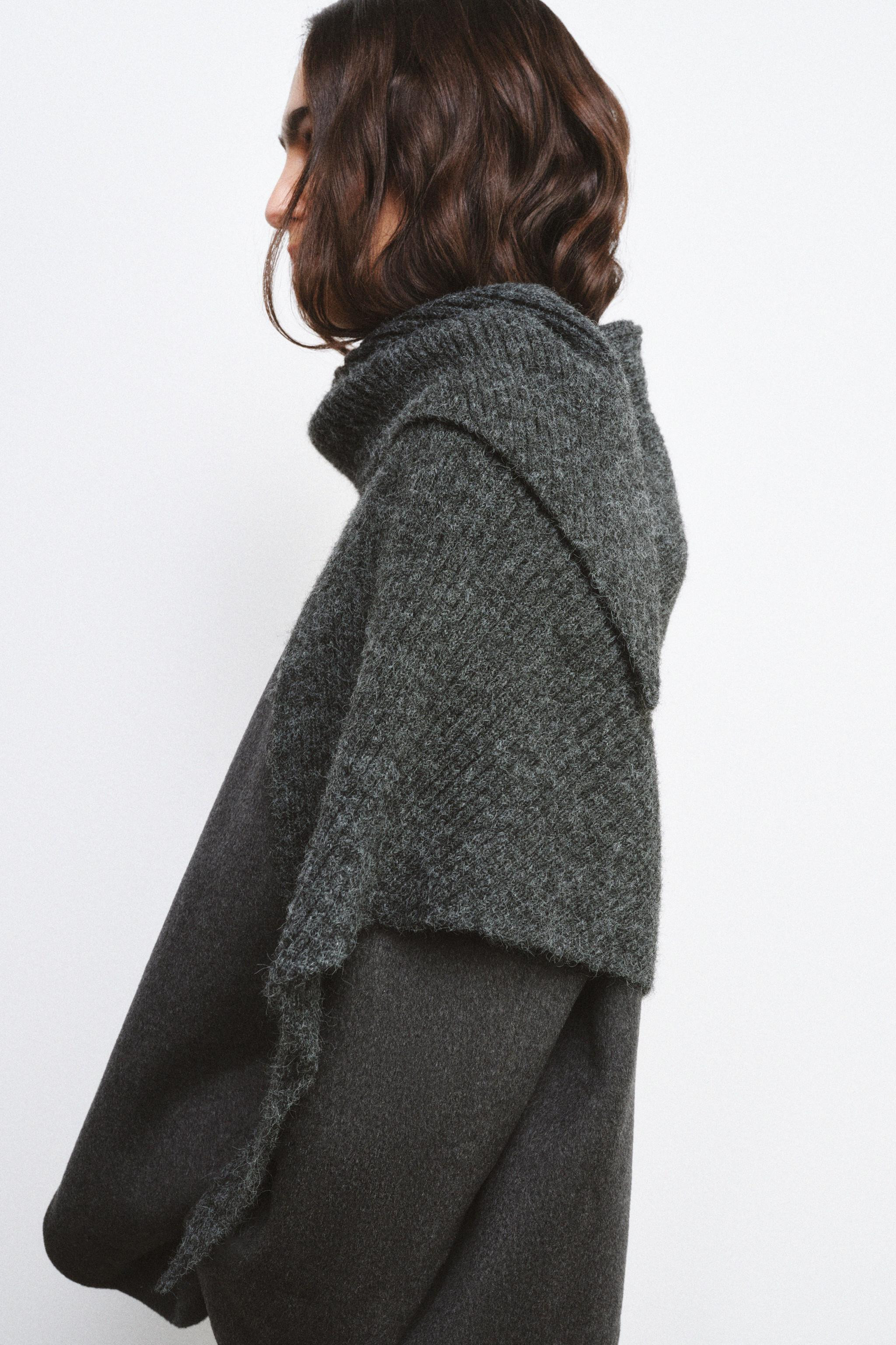 WOOL BLEND BLAZER WITH HANDKERCHIEF ZW COLLECTION | Zara DE