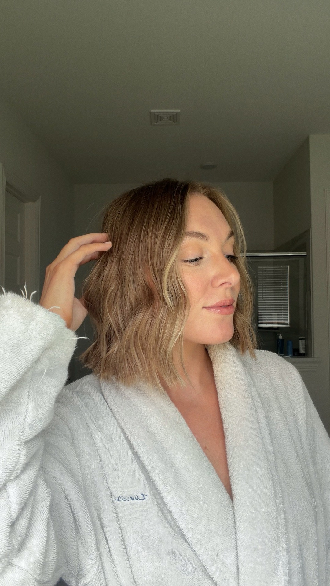 chopped my hair & now trying to figure out how the heck to style it 😅🤦🏼‍♀️ this wave -> curl has been my go to lately ➰ usually I’ll do a half up moment but i kind of liked how this one turned out 🤪✨ i will say this tool makes things sooooo much easier for short hair 👏🏼 


#bobhairstyles #shorthair #bobhair #shorthairstyles #finehair

#LTKselfcare #LTKmomlife #LTKBeauty