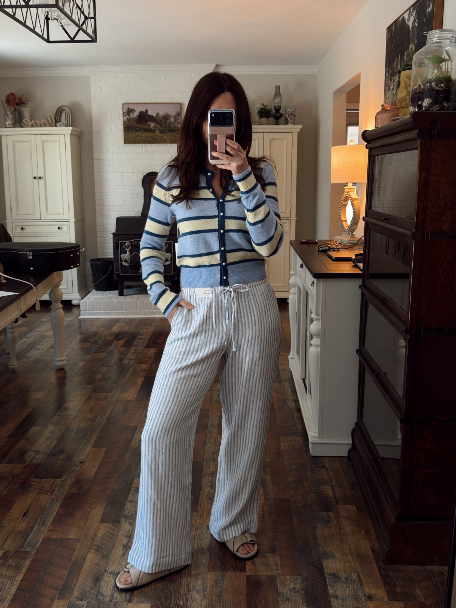 Wearing size smalls 

#LTKootd