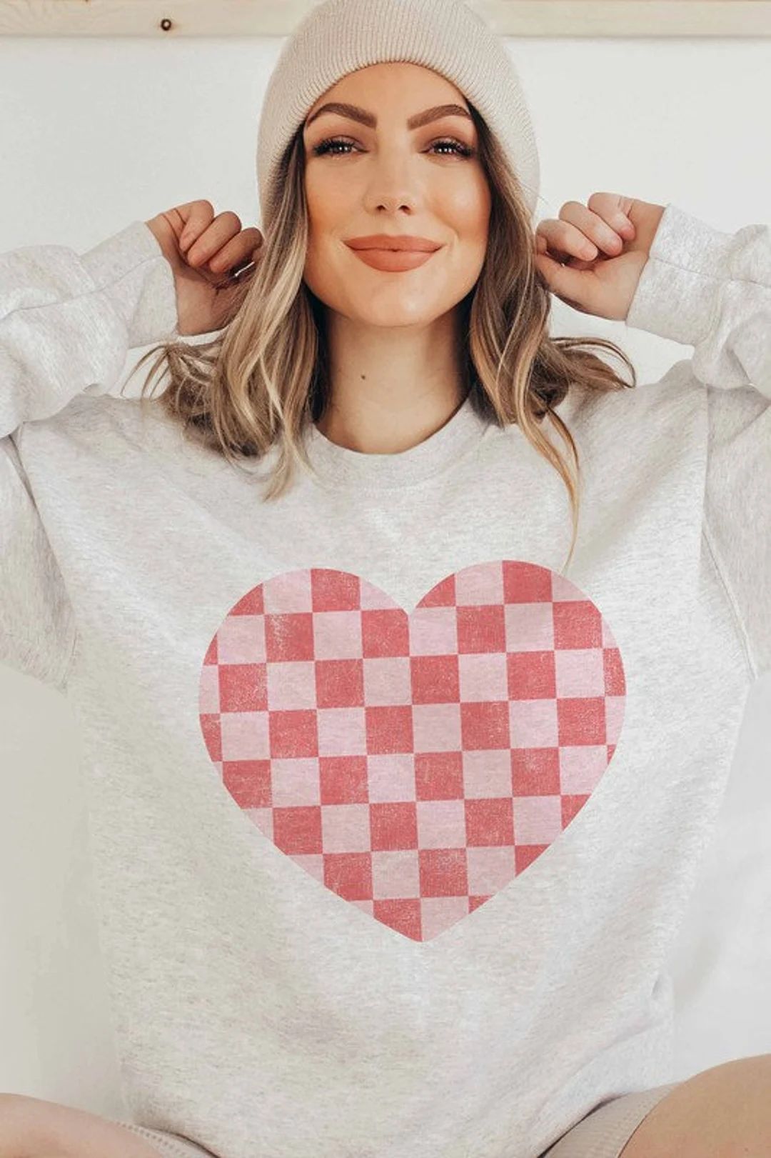 Heart Checkered Sweatshirt Womens Valentine Sweatshirt Women Valentines Day Shirt Valentine's Day... | Etsy (US)