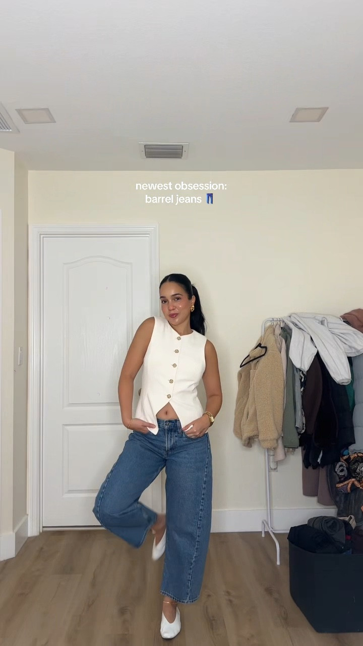 Abercrombie style, Abercrombie barrel jeans, fall fashion, fall style, fall capsule wardrobe, outfit of the day, Abercrombie style

#LTKSaleAlert #LTKStyleTip #LTKPetite