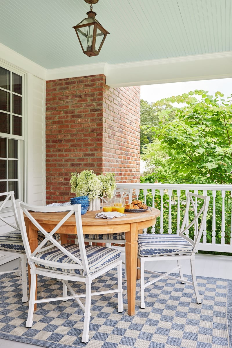 Saybrook SAY-3 Blue Checkered Outdoor Area Rug | Rugs Direct