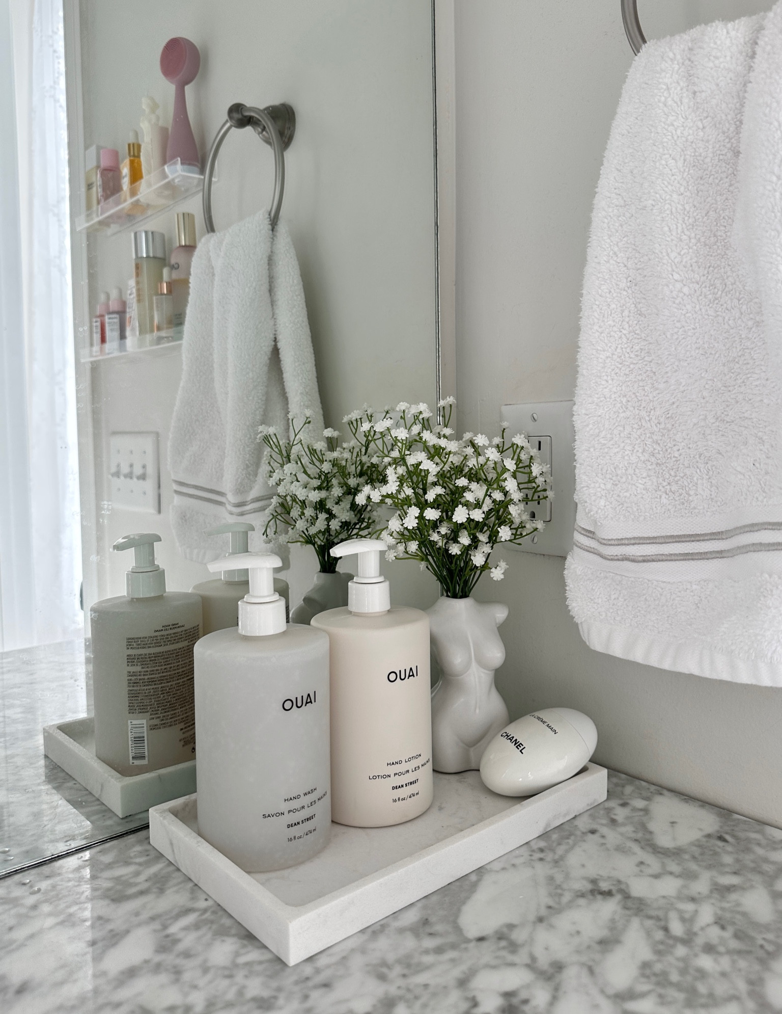 bathroom tray/decor update🤍🛁 

bathroom decor, bathroom tray, aesthetic bathroom, OUAI, unique candles, unique flower vase, aesthetic vase, candle, marble tray, baby’s breath flowers, minimalist white bathroom decor, clean girl aesthetic #LTKGiftGuide #LTKU #LTKfindsunder50 #LTKSeasonal #LTKsalealert

#LTKhome #LTKbeauty #LTKstyletip