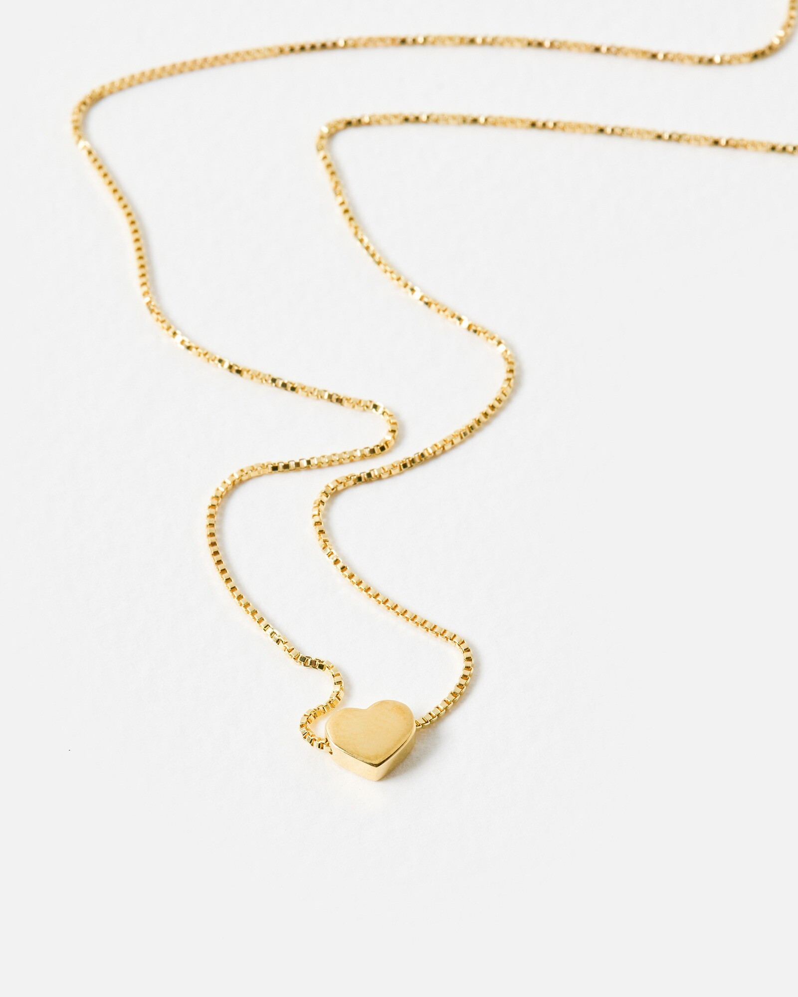 Tiny Box Chain Gold Plated Heart Necklace | Oliver Bonas (Global)