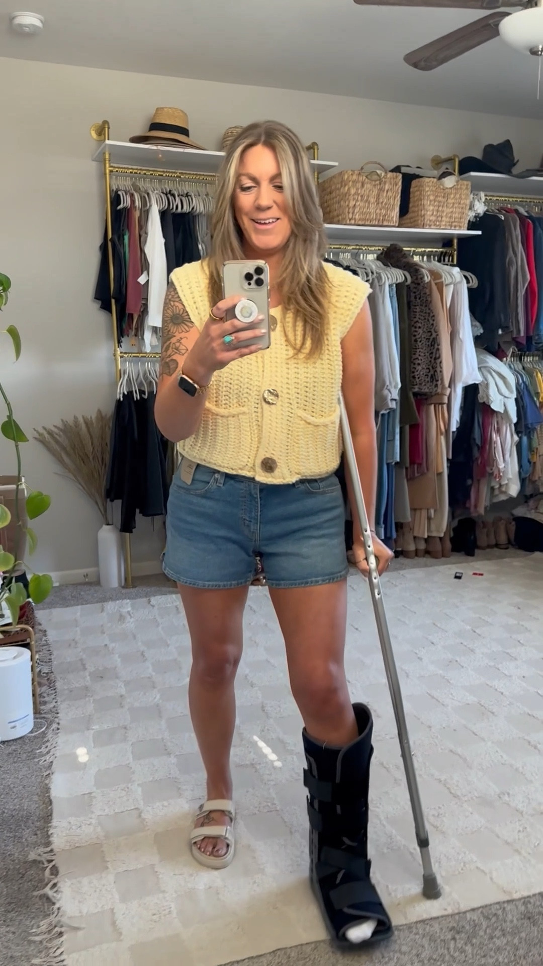 Large top, 10/30 shorts. Have some stretch. 

#LTKMidsize #LTKOver40 #LTKWatchNow