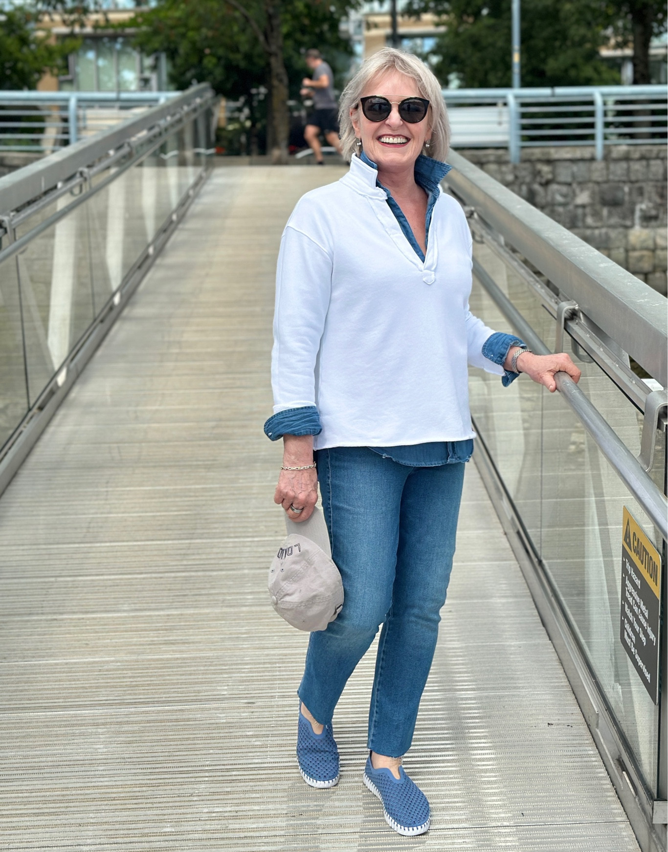 This @FrankandEileen preppy tee-meets-sweatshirt is the perfect layer for late summer into fall. It comes in ten gorgeous colors. Wearing a small. 
#FrankandEileen
#WearLoveRepeat


#LTKSeasonal #LTKOver40 #LTKStyleTip