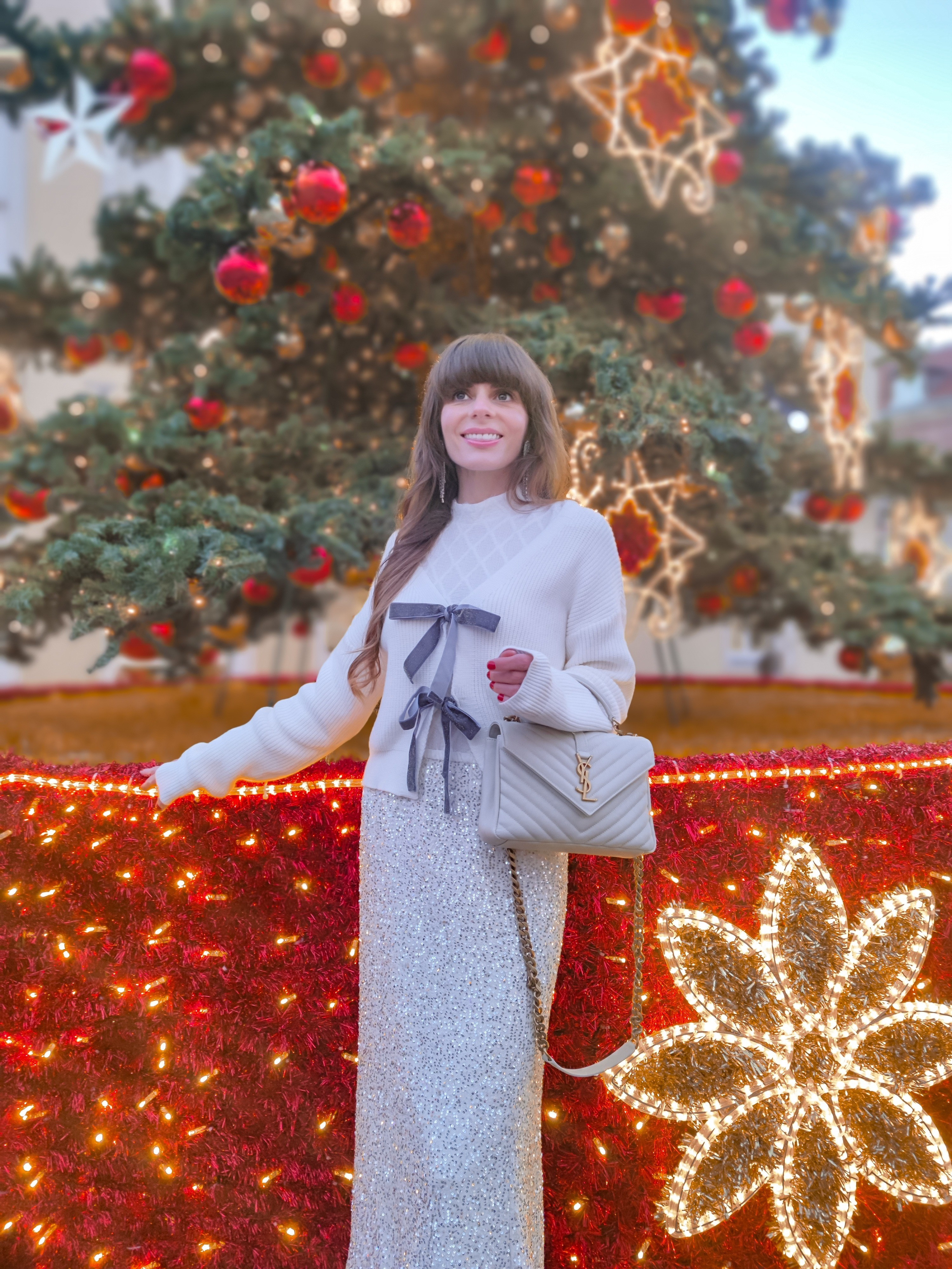 Bows & sparkle ✨ Chicwish white shimmery velvet tie front crop cardigan Sequin skirtSilver skirtSequin silver skirtLong skirtSparkly outfitHoliday outfit ideas Christmas outfits YslCollege medium bagDainty earringsSilver earrings 

#LTKHoliday #LTKSeasonal #LTKStyleTip