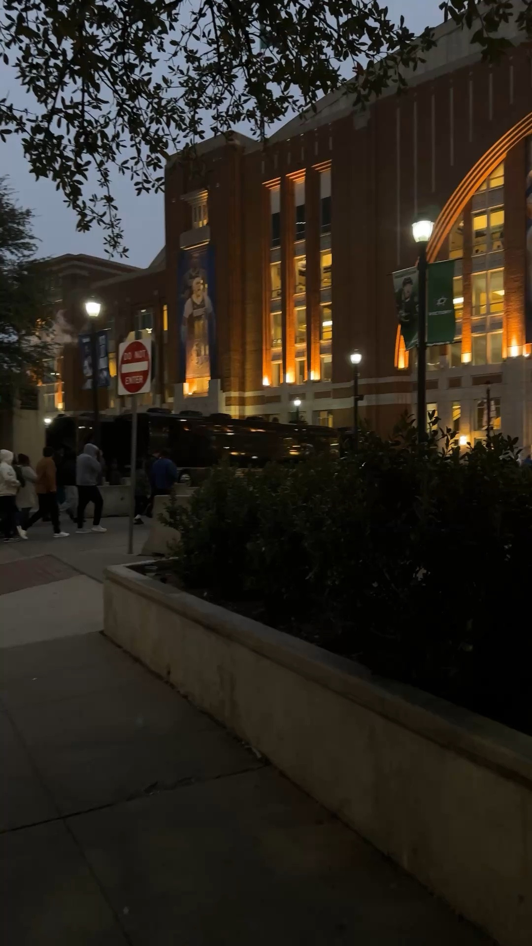 A time was had!! #solodatenight #datenight #wwe #events #travel 

#LTKSaleAlert #LTKActive