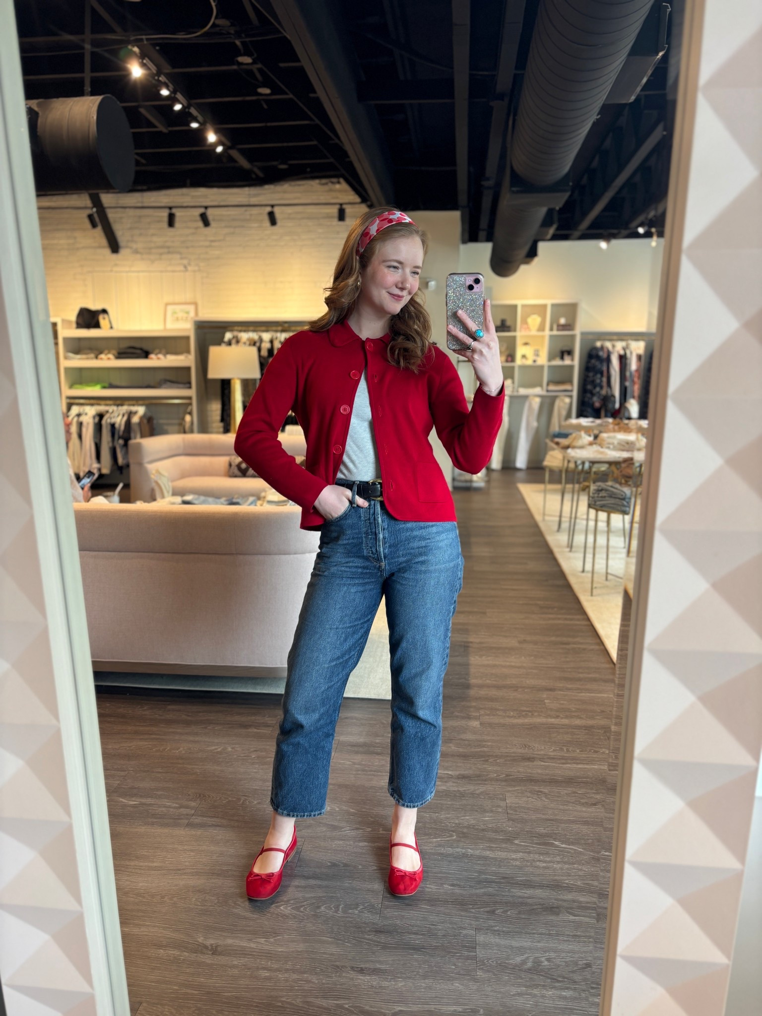 This feels like a throwback but I pulled my red ballet flats out today. They still bring me so much joy ❤️❤️ 


#LTKShoeCrush #LTKStyleTip #LTKFindsUnder50