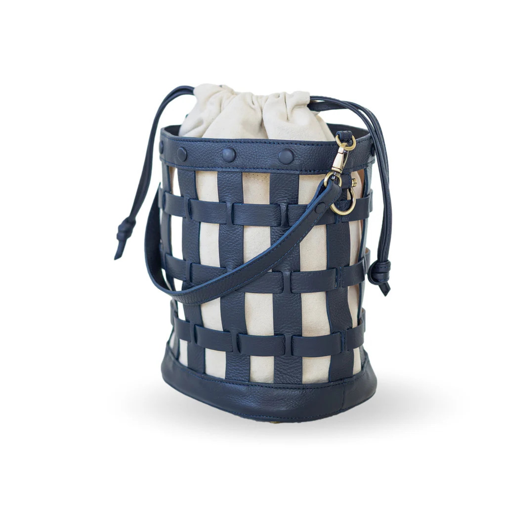 Proud Woven Bucket Tote | Sapahn