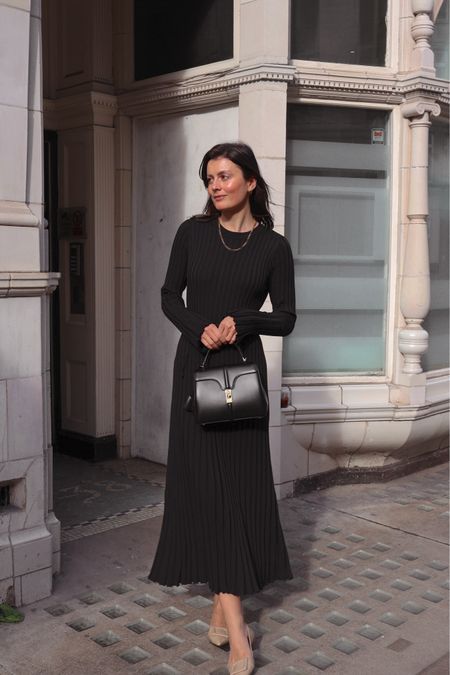 The perfect pleated long sleeve dress to take you everywhere 

Black dress, black outfit, timeless dress, everyday dress, dissh dress, spring dresss

#LTKSeasonal #LTKeurope #LTKstyletip