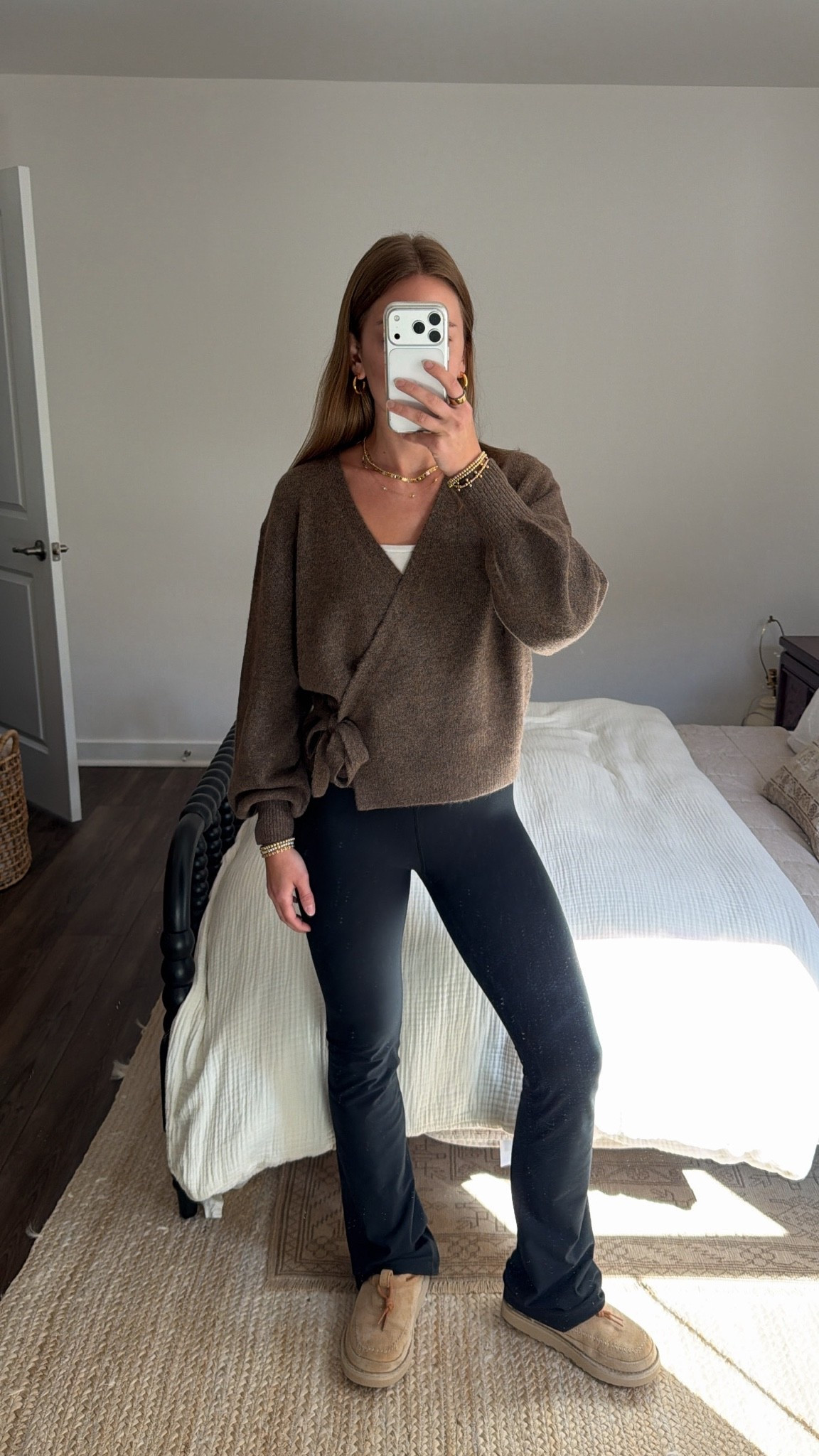 10/9/26 Cozy Work From Home Outfit ☕️🤎

Yesterday's cozy work-from-home outfit ☕️🤎 Keeping it comfy in my @abercrombie ypb leggings + @Aritzia. The perfect easy, cozy combination for a day spent working around the house!
Linking everything I can here!