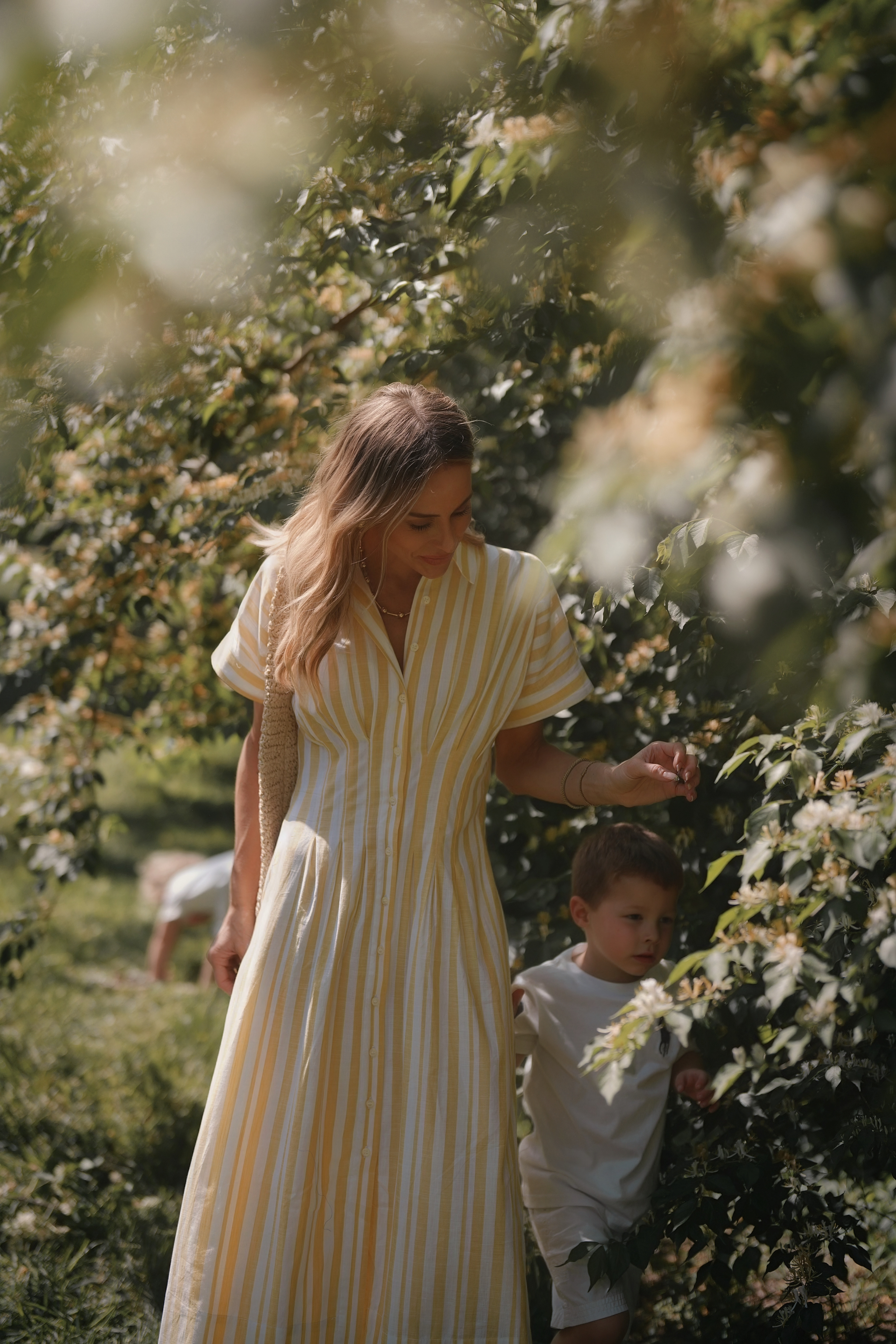 Florals + fam = my happy place💛 

 #LTKStyleTip