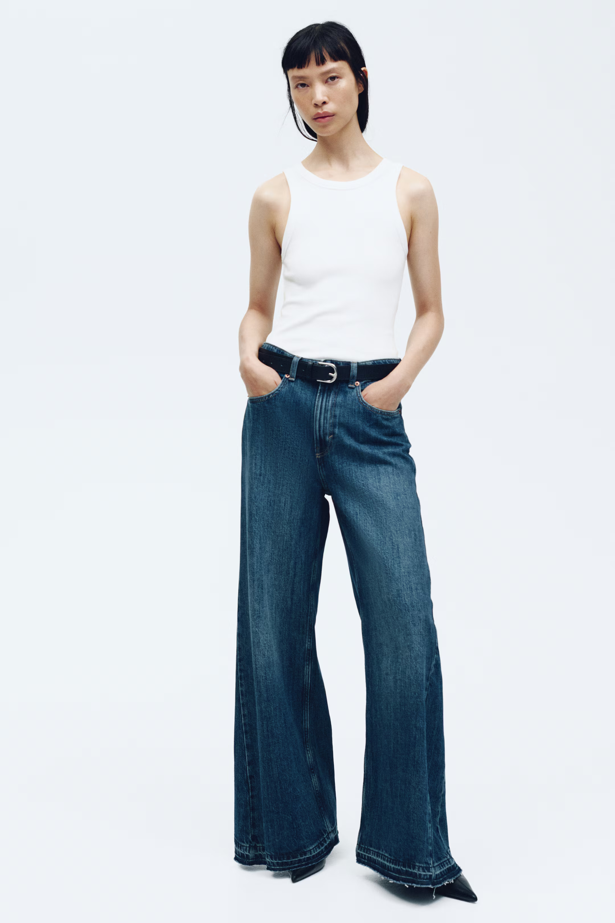 Wide High Jeans | H&M (UK, MY, IN, SG, PH, TW, HK)