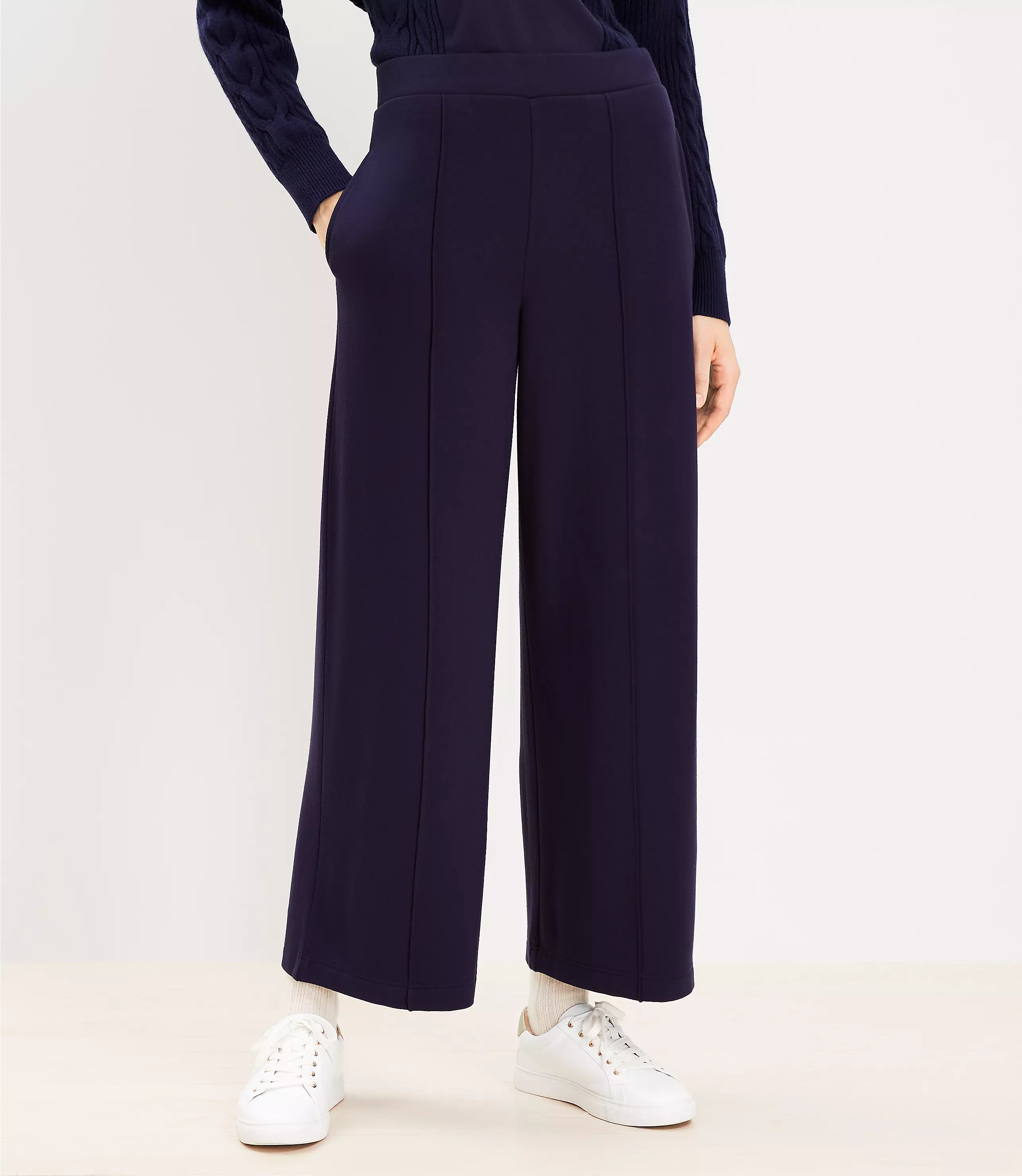Lou & Grey Pintucked Signaturesoft Wide Leg Pants | LOFT