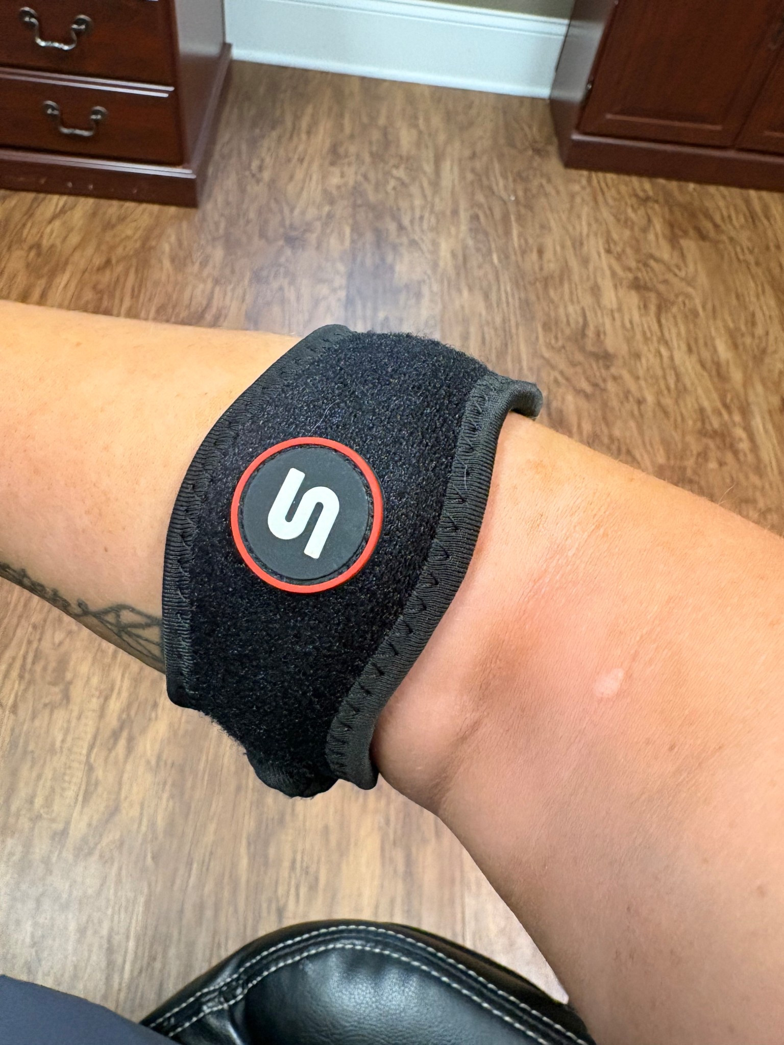 I had gotten tennis elbow and this brace helps circulation, helps heal, and prevents the injury from getting worse.

#LTKselfcare #LTKdayinmylife #LTKfitnessgoals