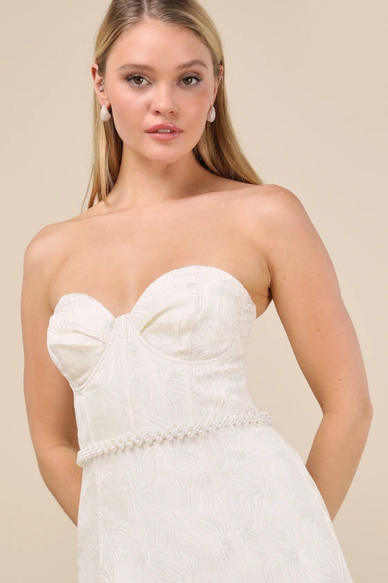 Luminous Addition Gold Pearl Chain Belt | Lulus