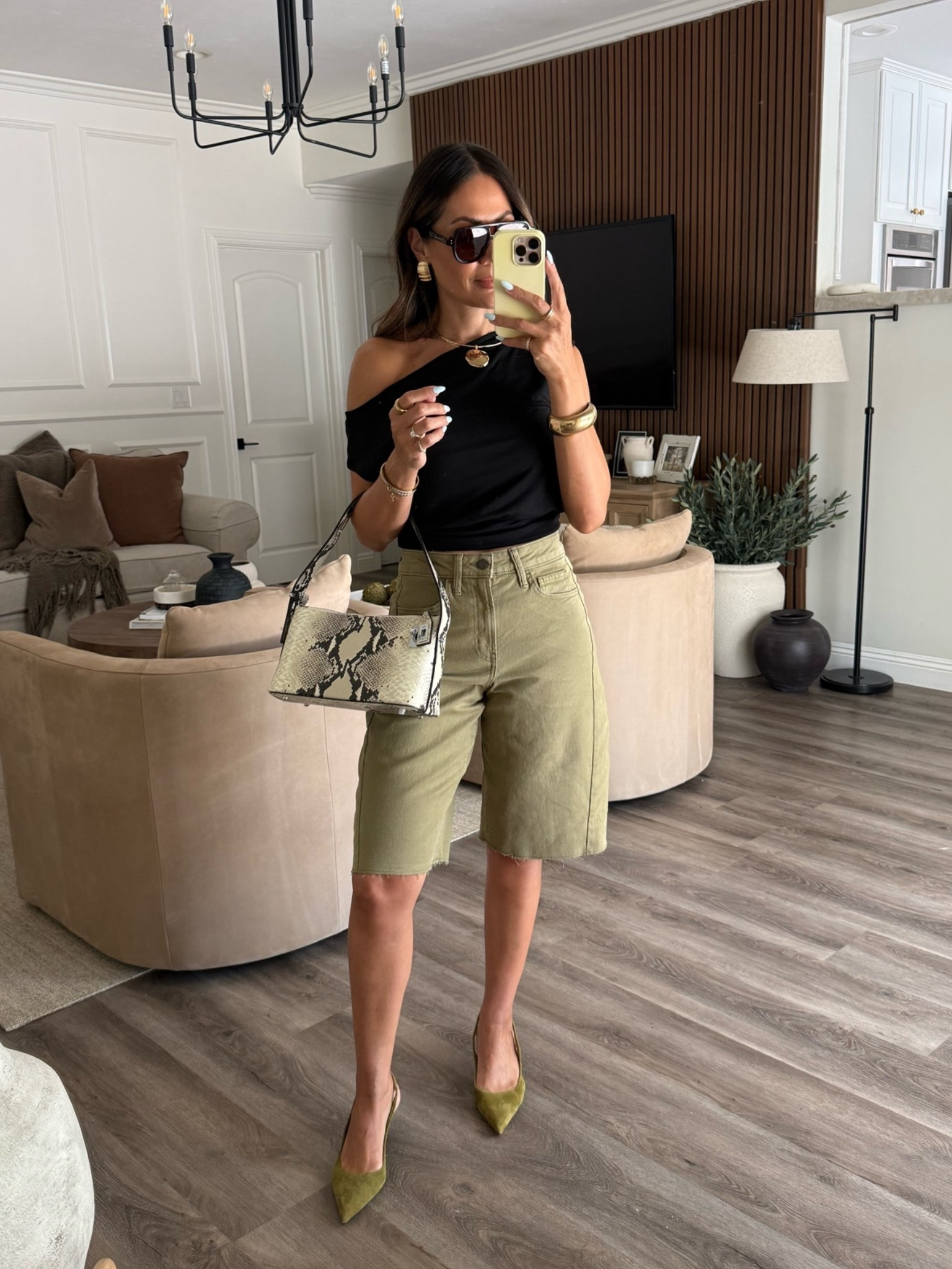 Still not over this outfit!  Simple but chic 🤌🏻

#LTKootd #LTKgrwm