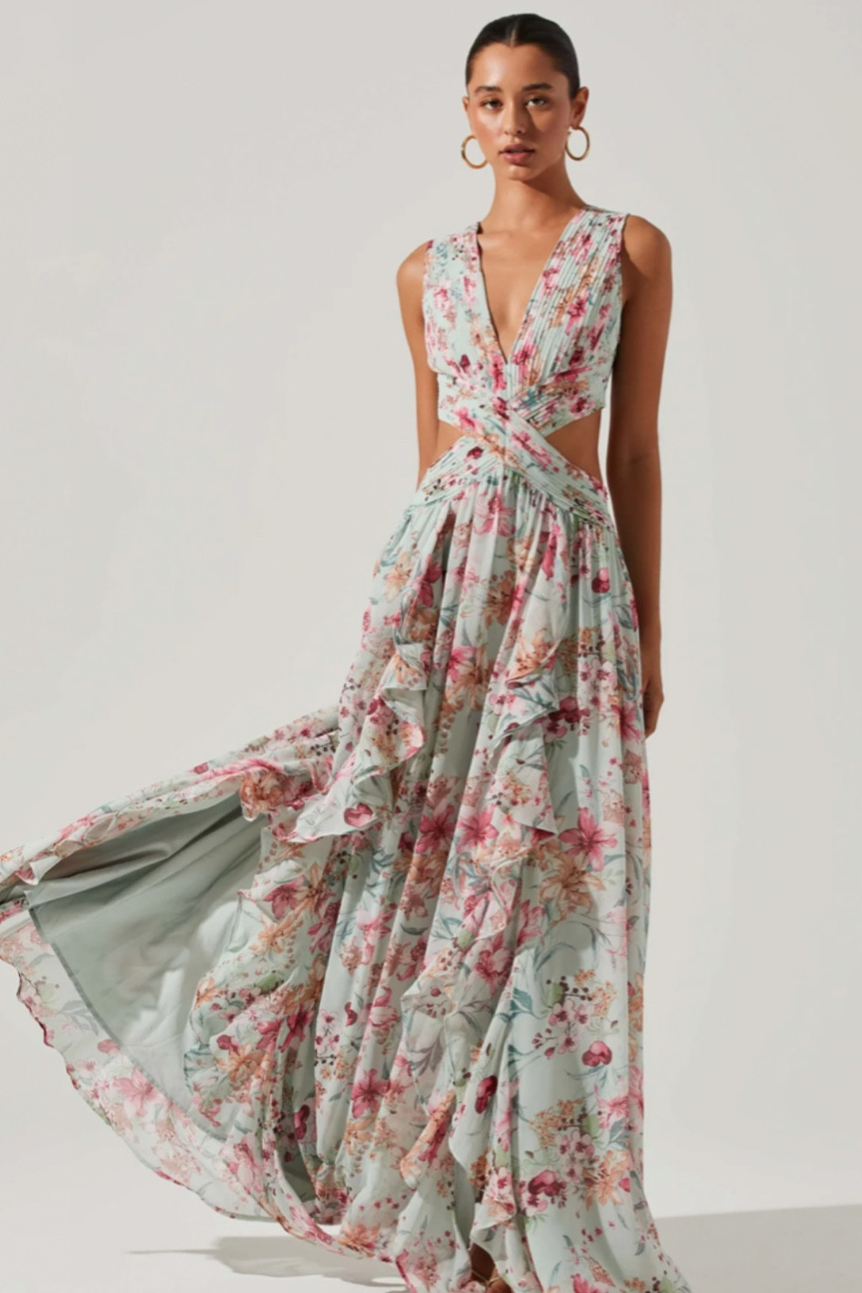 Flowy floral maxi dress, wedding guest dress for summer. Travel dress!

#LTKwedding #LTKSeasonal #LTKstyletip