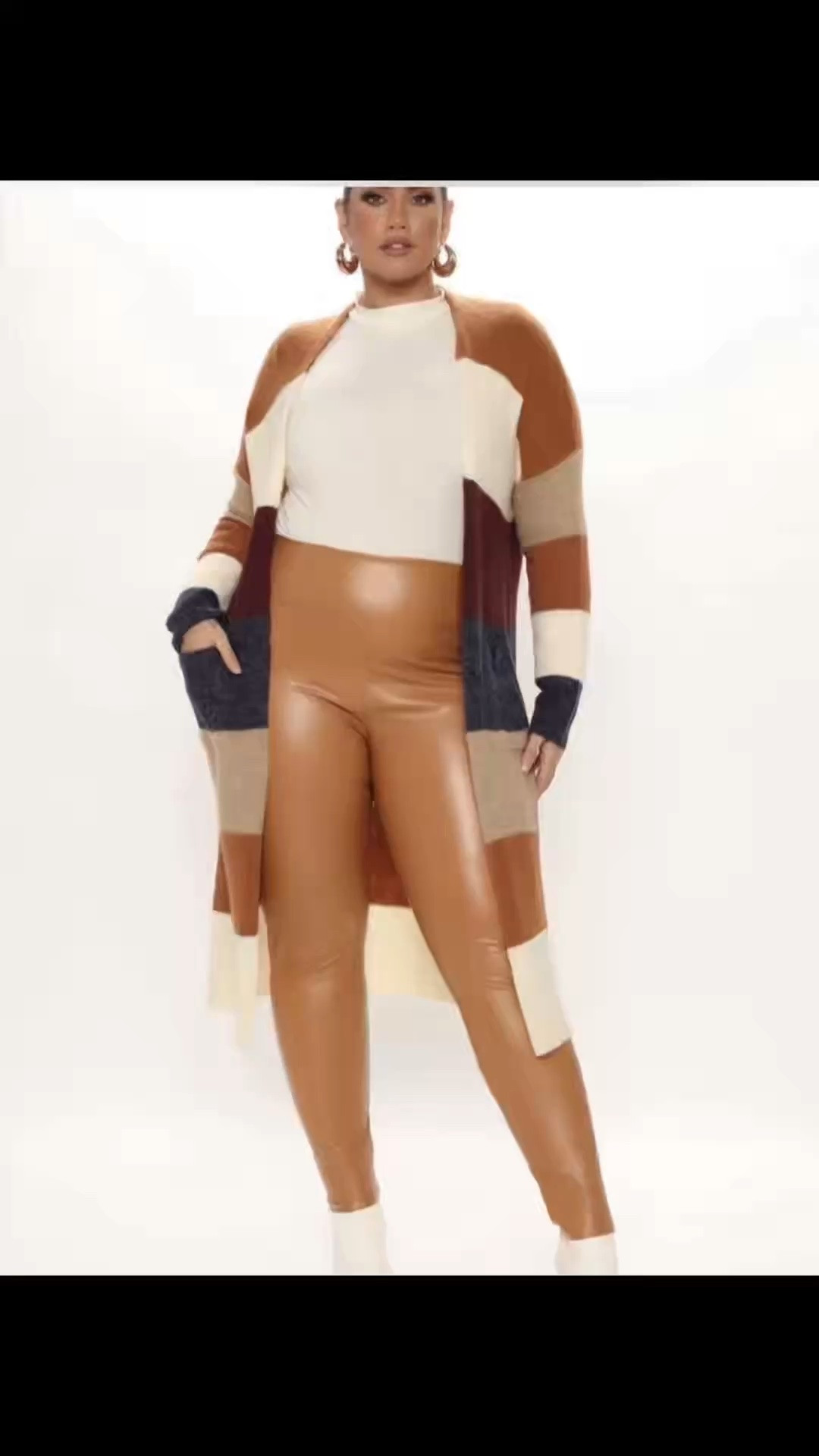 If you’re looking for a versatile layer, this colorblock cardigan is it! The blend of earth tones makes it so easy to pair with basics. Everything is linked on my LTK page! 👉 https://www.shopltk.com/explore/Curvyclosetwithjen?utm_campaign=shop_share_1&utm_source=ioscreatorapp

#LTKootd #LTKdayinmylife #LTKPlusSize