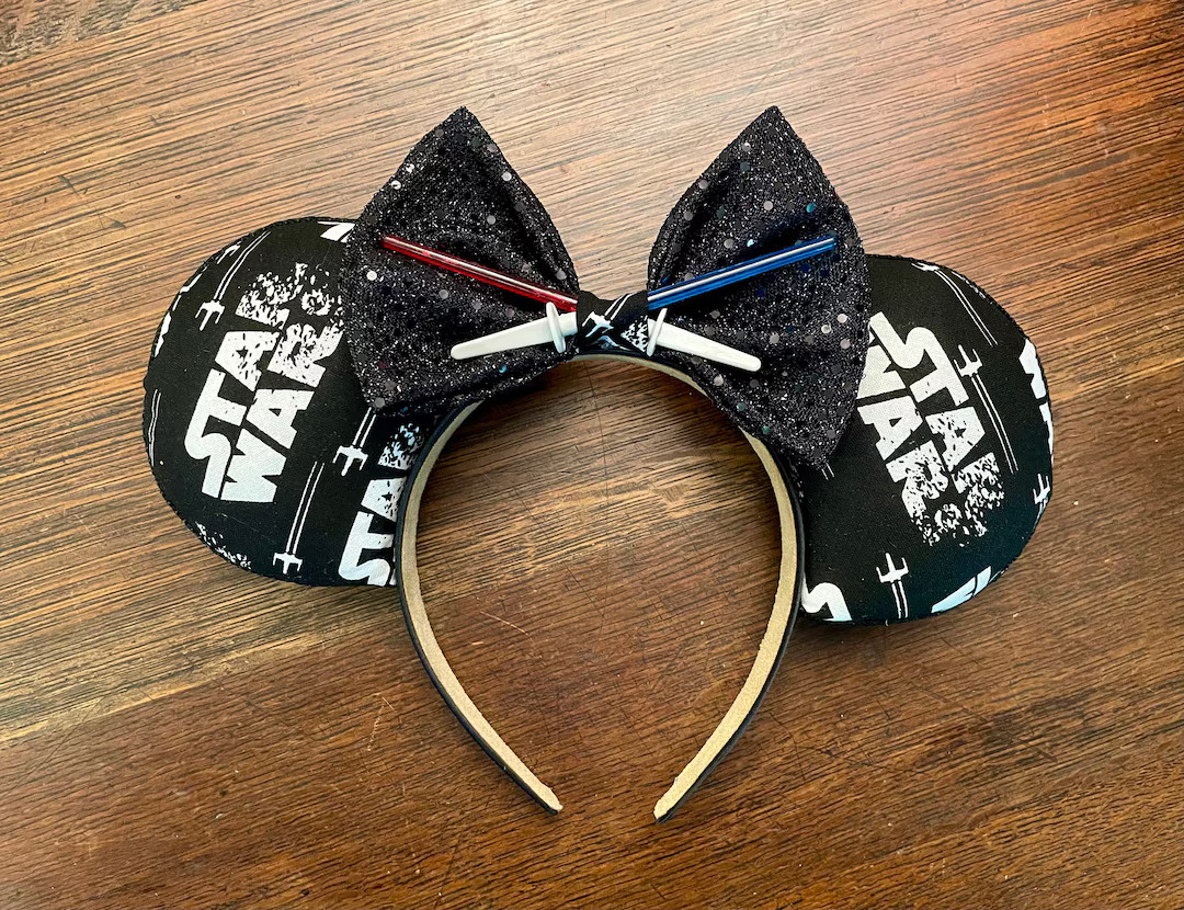 Star Wars Minnie Ears / Disney Star Wars Ears / Light Saber Ears / Leia Ears / Mickey Ears / | Etsy (Global)