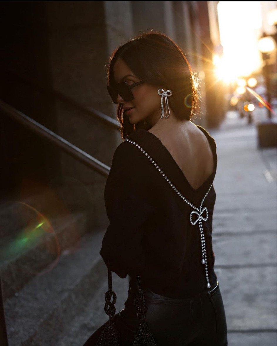 Express Black Friday sale picks
Express black bow sweater wearing an XS
Express faux leather pants wearing a 0
Express black heels 
Express black sequin bag



#LTKsalealert #LTKunder100 #LTKCyberweek