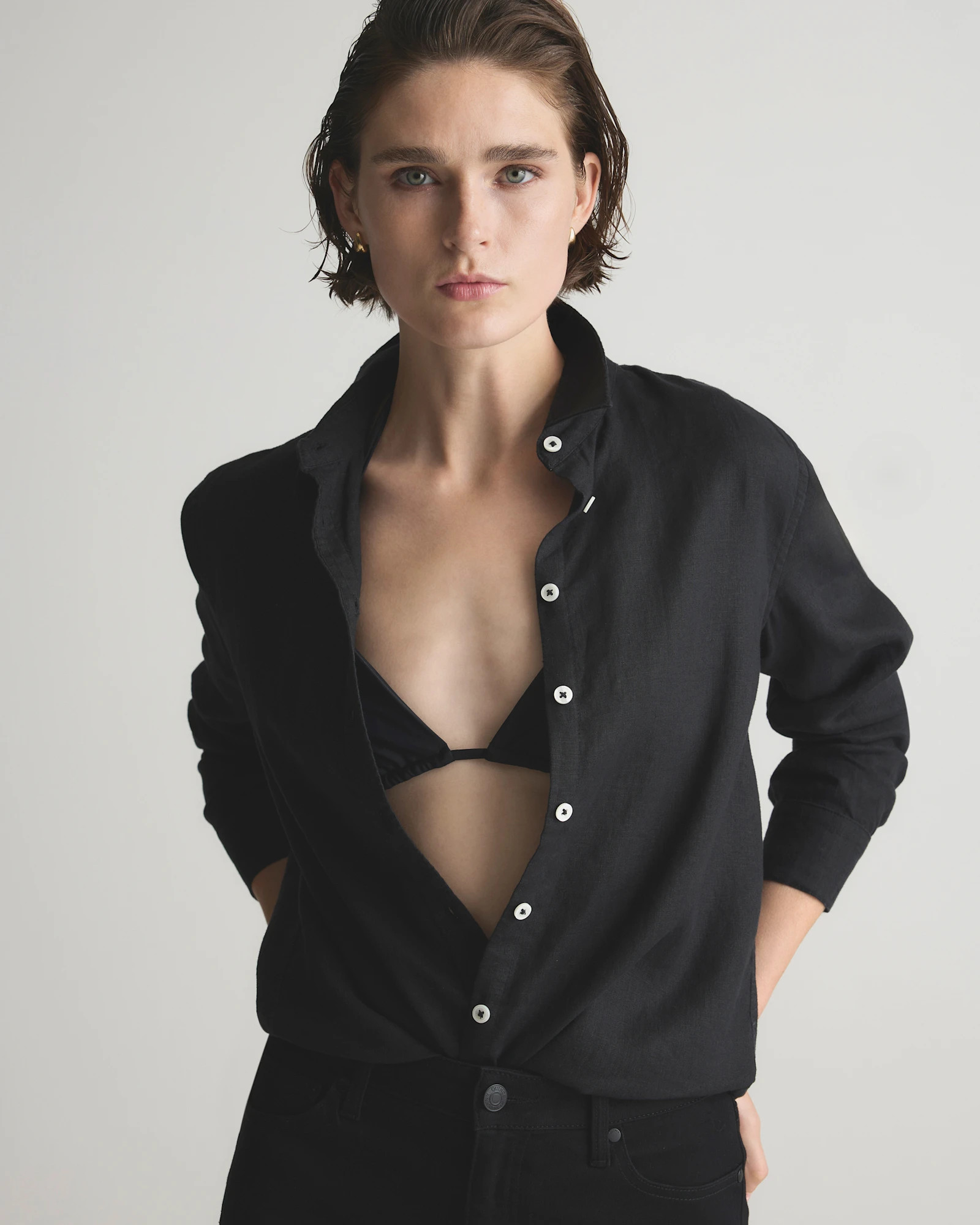 Quince | Women's 100% European Linen Long Sleeve Shirt in Blue Pinstripe, Size Medium | Quince