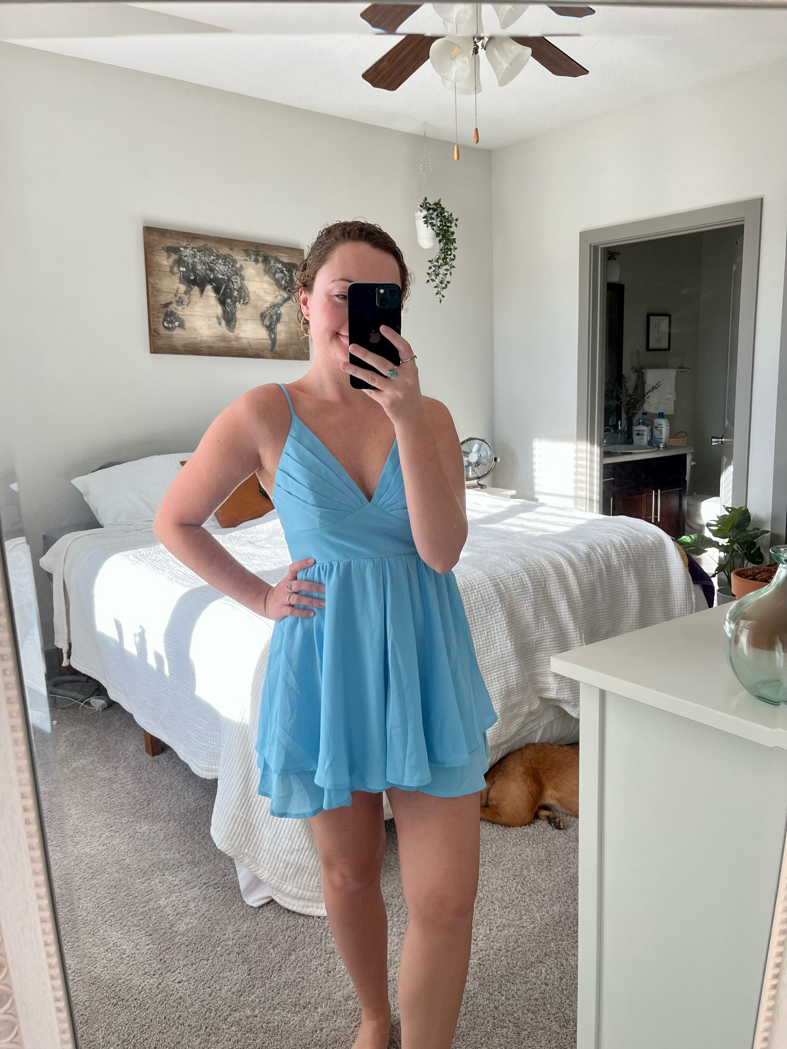 ✈️🏝
Blue is sold out but it’s currently available in white!

Wearing a size US M, definitely could’ve worn a small though 


#fortunateone #romper #babyblue #summer #outfit #outfitinspo #summerinspo

#LTKfit #LTKFind