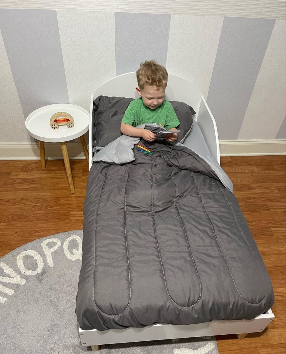Big boy bed 🩵

Toddler bed
Delta 
Delta children
Grey bedding 

#LTKhome #LTKfamily #LTKkids