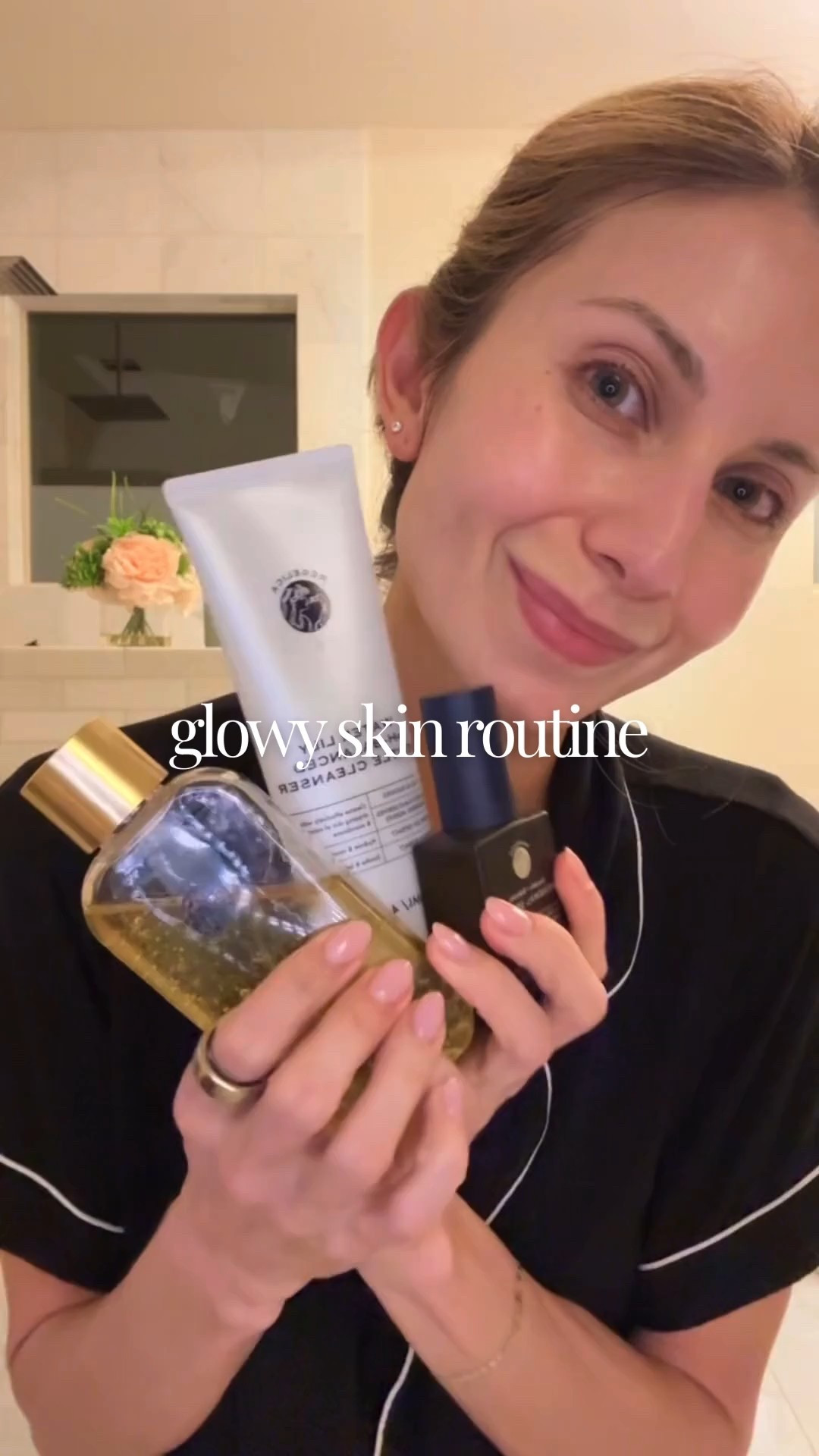 I’ve been loving this lineup from Regelica —they blend Korean beauty traditions with powerhouse ingredients for that effortless glow. I’m all about skincare that actually works without the irritation.

• Gentle Cleanser – Cleanses without stripping, thanks to water lily + soybean extracts.
• Immunity Essence – Vitamin C + postbiotics = bright, even, resilient skin.
• Renewal Serum – Mandelic acid + resveratrol for smooth, refined, baby-soft skin.

Regelica is celebrating International Women’s Day with 25% off orders over $100. 

#LTKBeauty