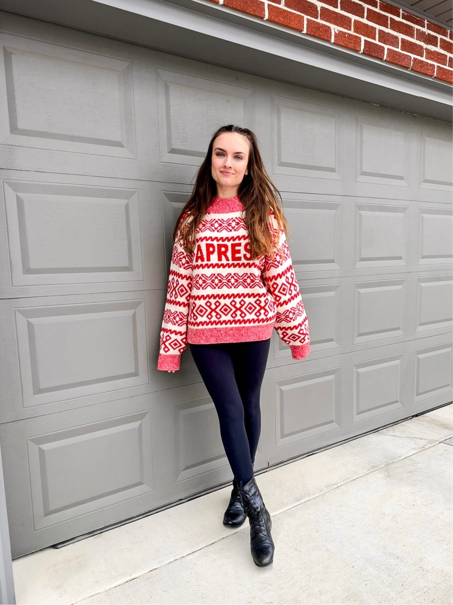 Affordable holiday sweater - comes in red and blue! I’m wearing a medium for a sized-up look, but it can also be worn TTS

#LTKfindsunder50 #LTKsalealert #LTKSeasonal