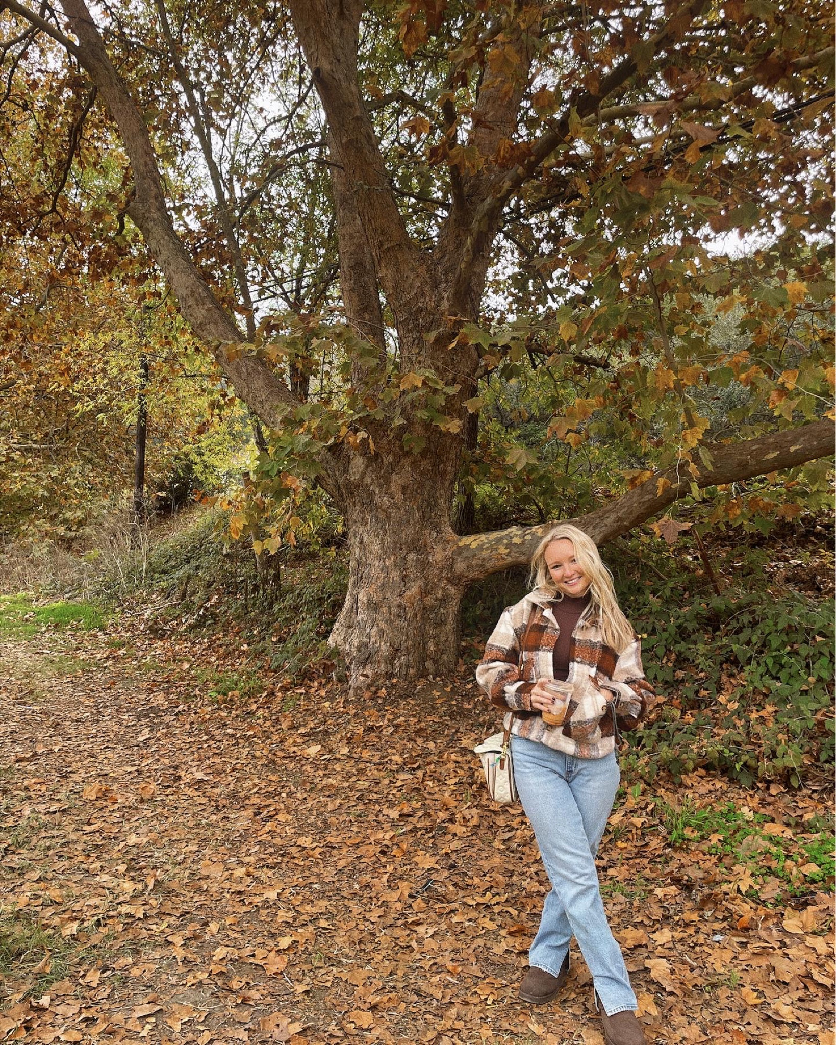 Fall outfit, fall style, pumpkin patch outfit, Abercrombie outfit, Abercrombie jeans 

#LTKSeasonal #LTKSale #LTKHalloween