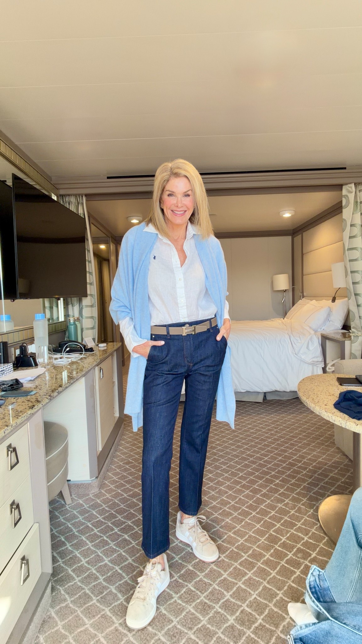 Today’s look for exploring Greece! 
Jeans -4; blouse - S 
Sneakers are kids size 6 (women’s size 8.5) 