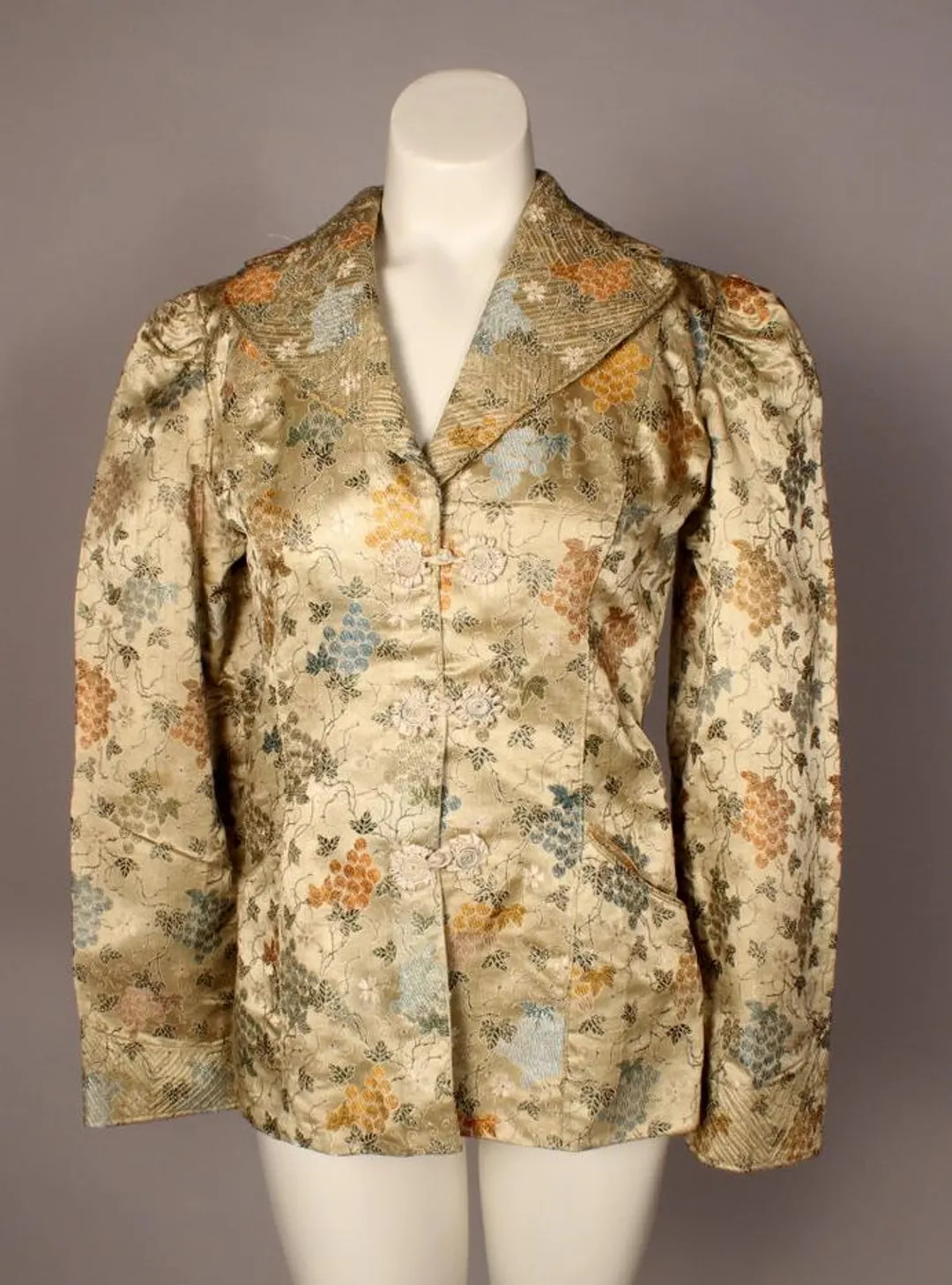 Vintage 50s 60s Beige Champagne Silk Embroidered Asian Jacket Size S frog closure | Etsy (US)