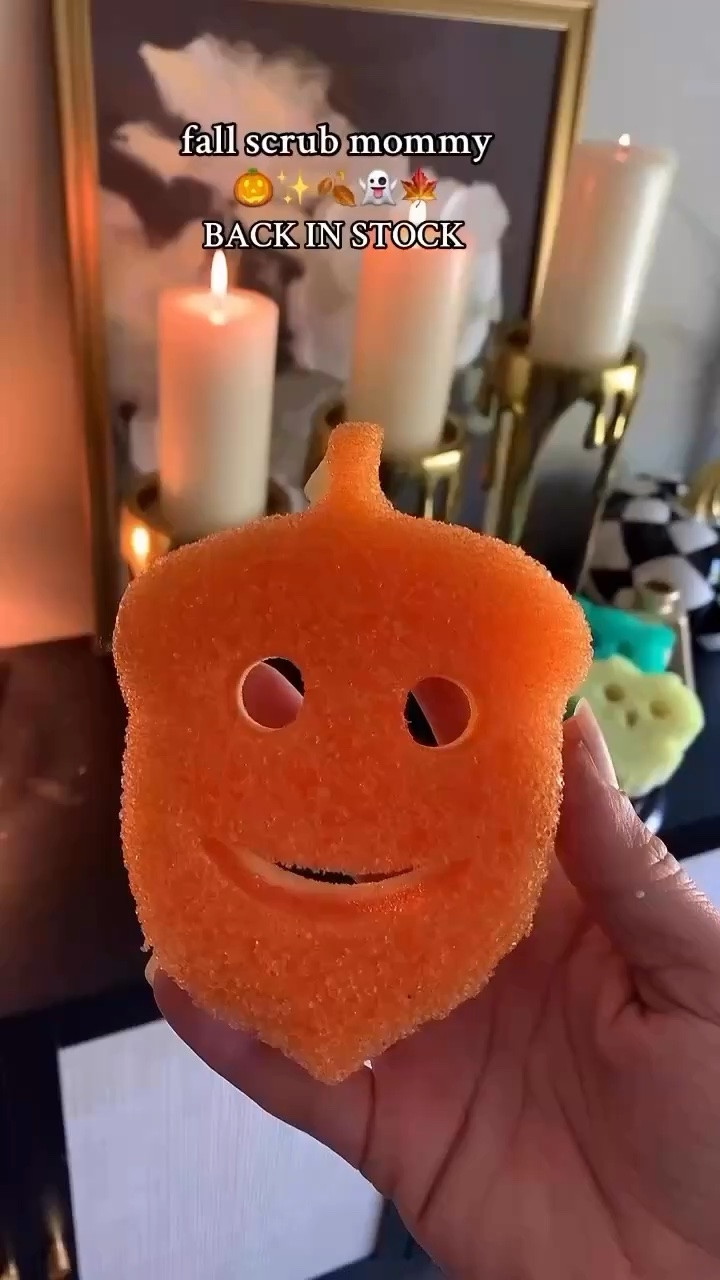 Guess who’s back?!?:) Fall scrub mommy and Halloween scrub daddy’s!!! 👻🎃💀 grab them while they’re in stock…they go fast!

#scrubdaddy #scrubmommy #fallkitchen #halloweenkitchen

#LTKSeasonal #LTKHome #LTKSaleAlert