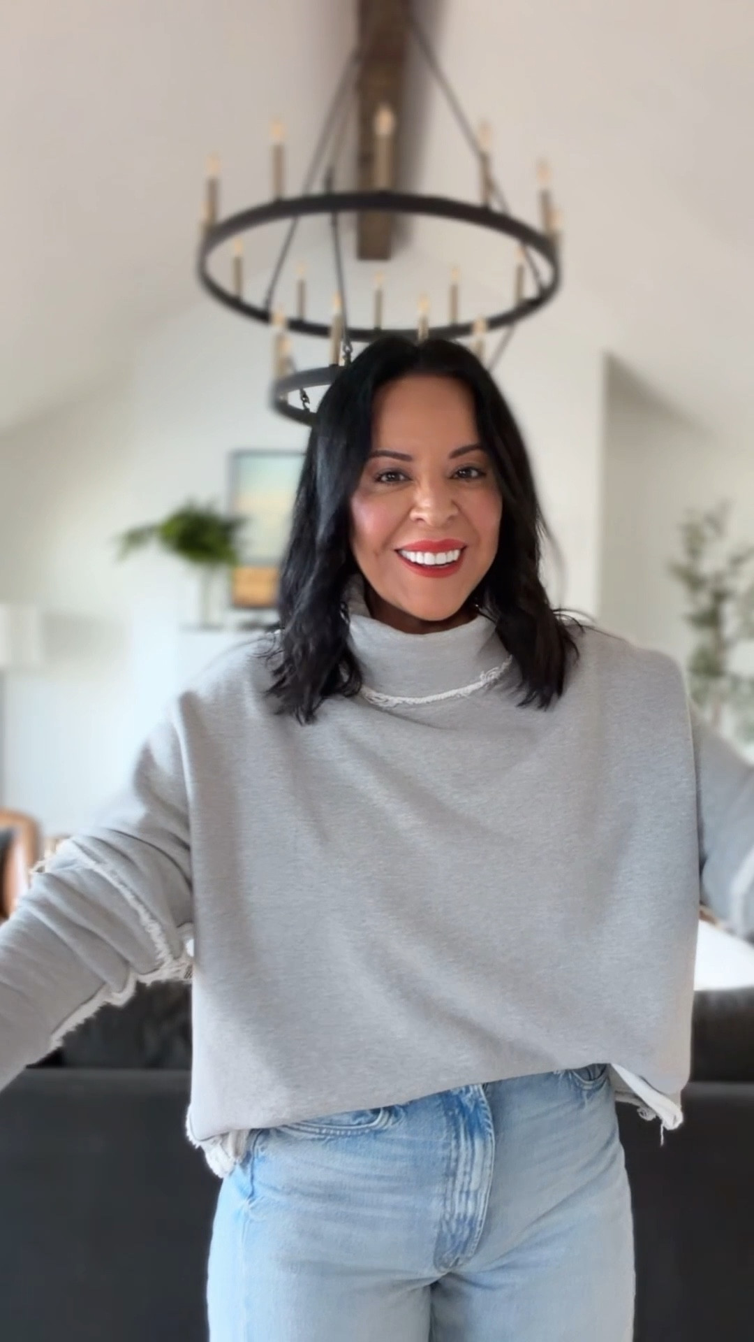 Top size medium (it’s oversized), jeans size 30 (I’m a size 10). 

#LTKSaleAlert #LTKMidsize #LTKOver40