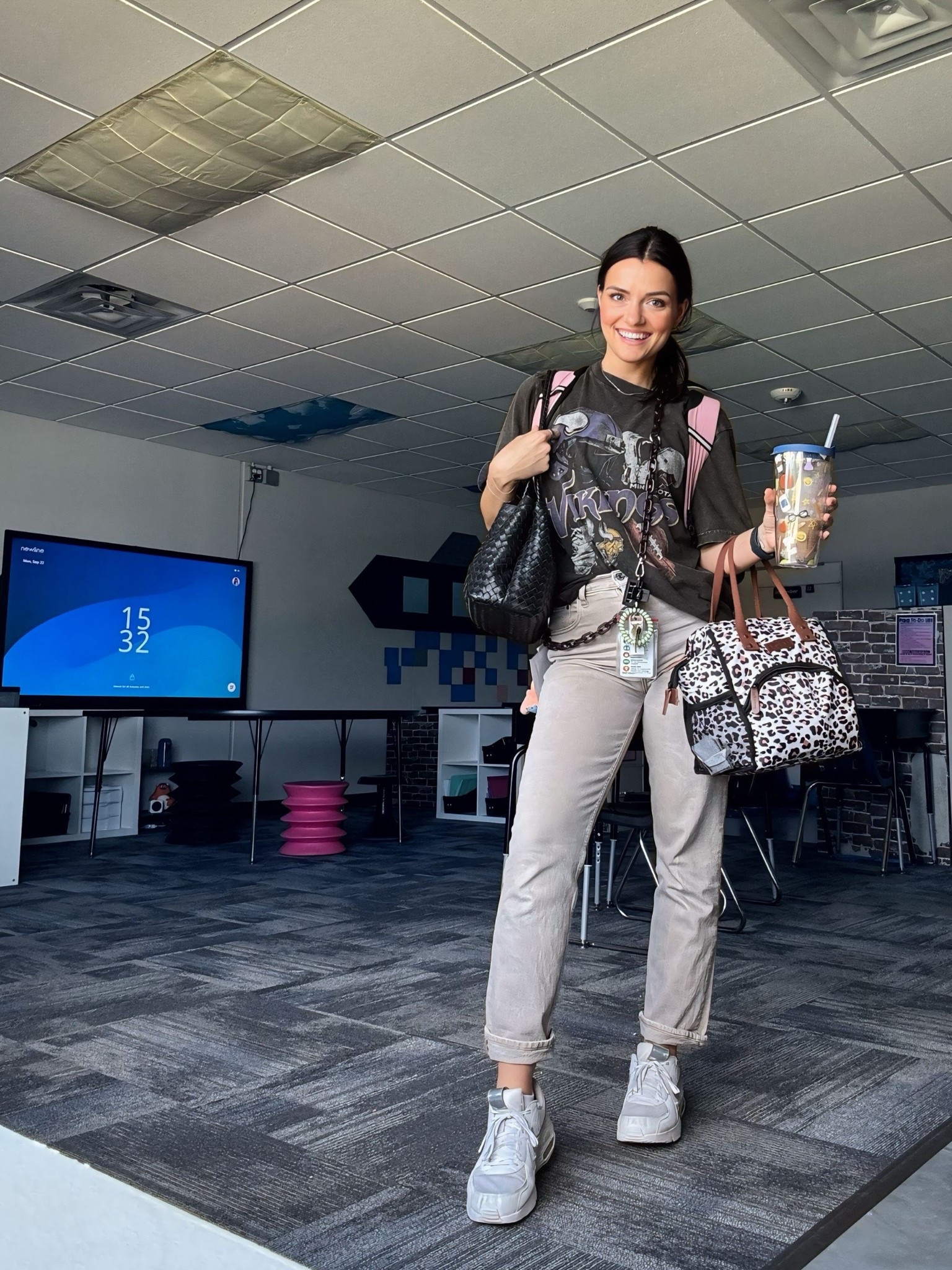 Monday teacher OOTD 🥳

#LTKSaleAlert #LTKFindsUnder100 #LTKWorkwear