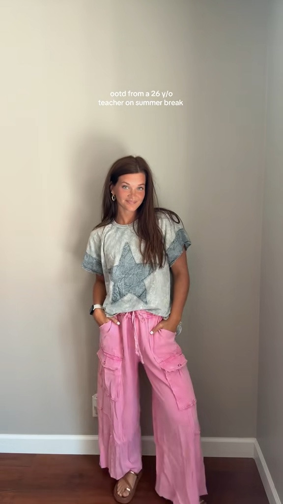the perfect teacher pants !!!! so many fun color options to pair with ALL the teacher graphics 👩🏻‍🏫 I just love this pink color

use code MSATENZIE to save 🫶🏼

#LTKU #LTKootd #LTKSaleAlert